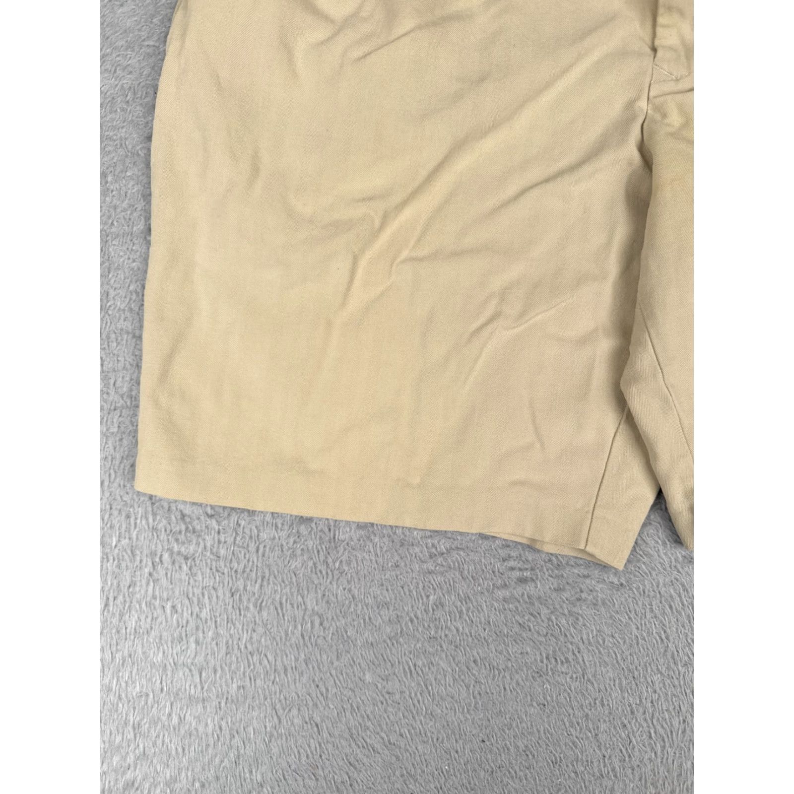 Tommy Bahama Tommy Bahama Shorts Mens 36 Beige Silk Blend Pleated Herringbone Bermuda 36x9 Size US 36 / EU 52 - 3 Thumbnail