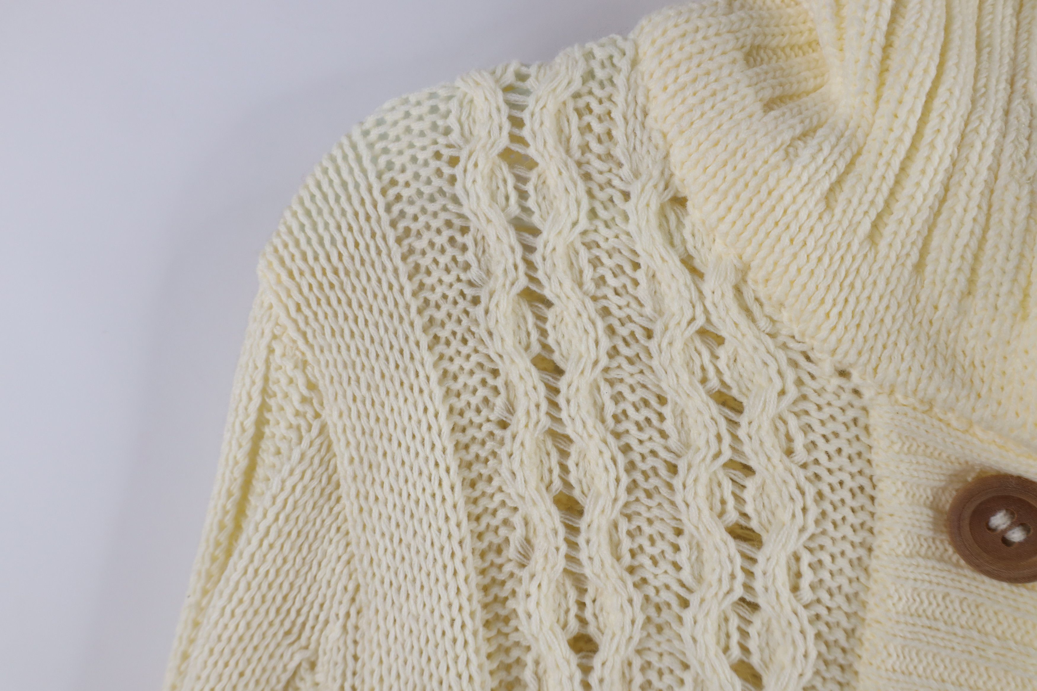 Vintage Deadstock Vintage 70s Cable Knit Fisherman Cardigan Sweater Size L / US 10 / IT 46 - 4 Thumbnail