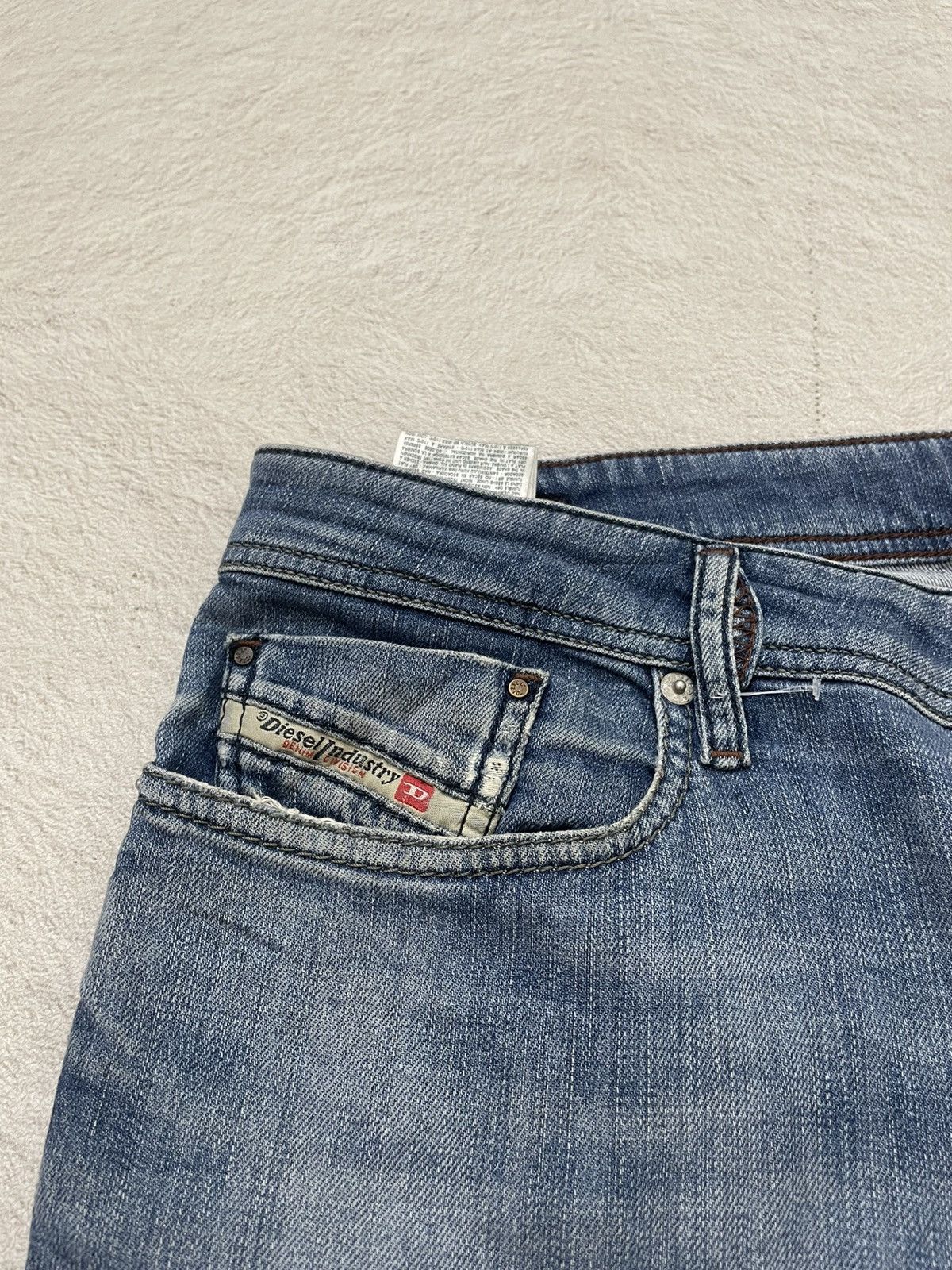 Diesel Diesel Industry Vintage Denim Button Fly Mudwash Jeans y2K Size US 35 - 4 Thumbnail