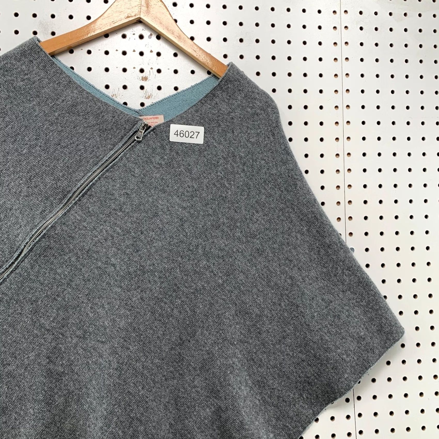 Vintage Nardi & Tagliaferri Italy Wool Sweater Poncho Womens One Size Gray Zipper Size ONE SIZE - 7 Thumbnail