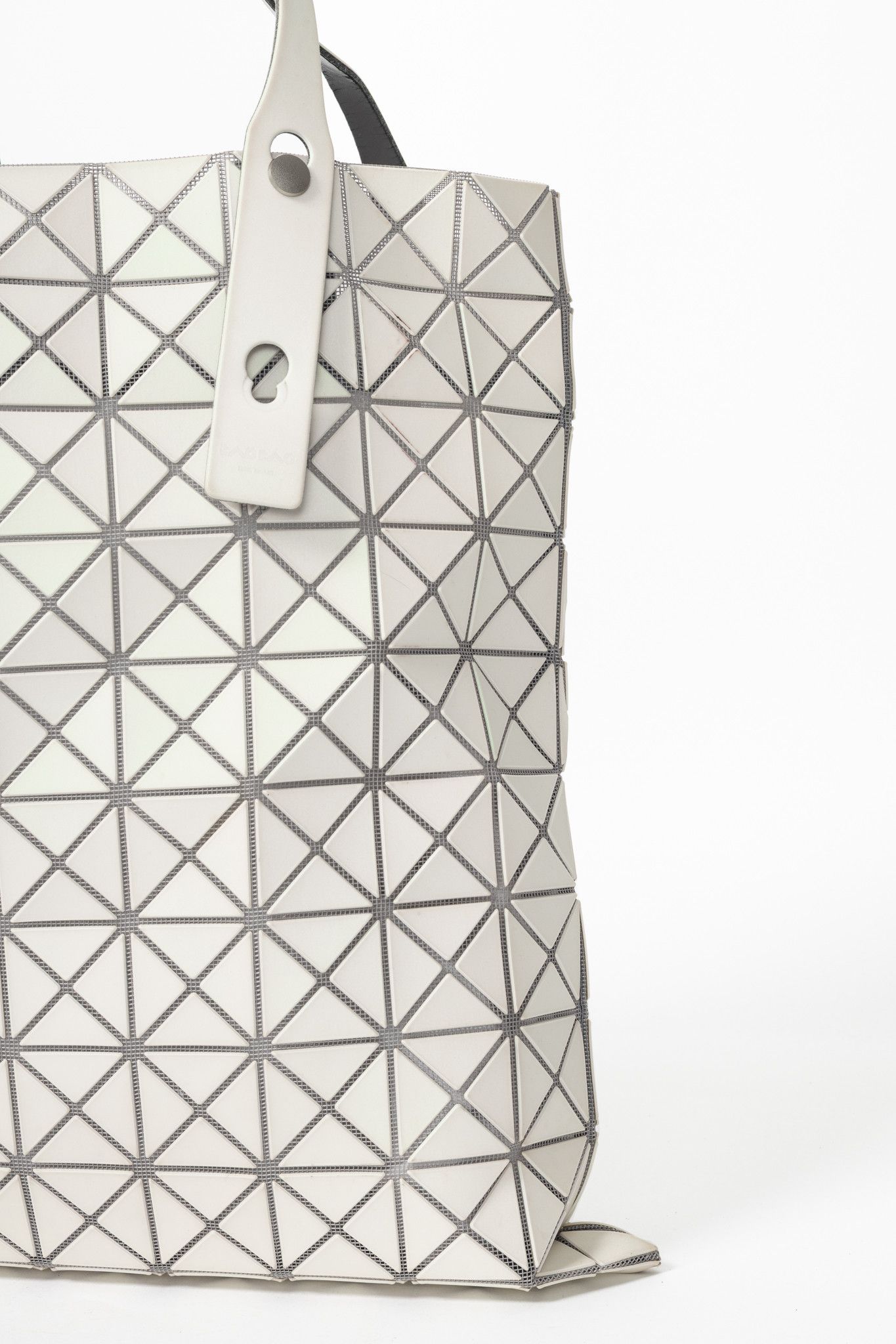 Issey Miyake Bao Bao Bao Bao Issey Miyake White Iridescent Geometric Tote Size ONE SIZE - 8 Thumbnail