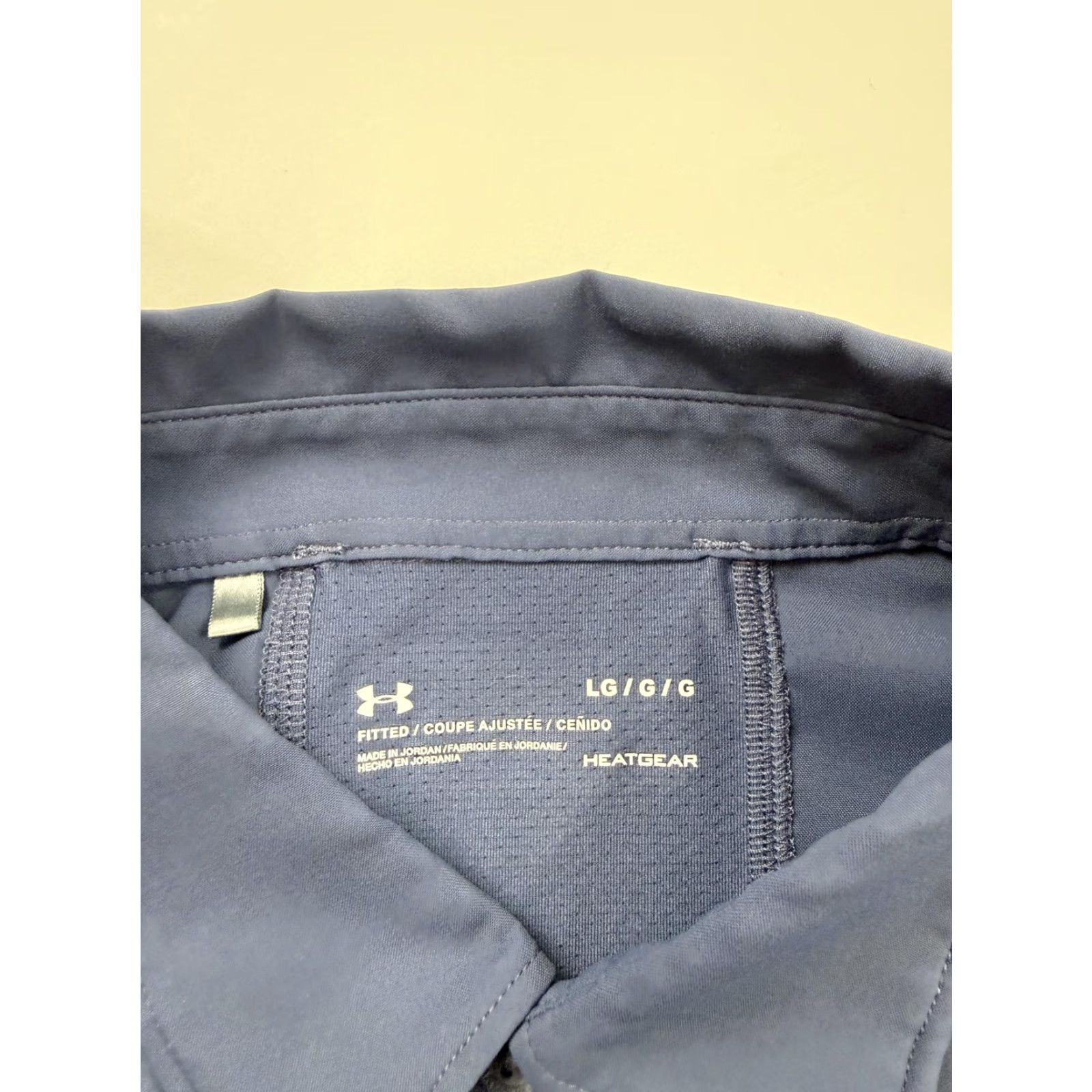 Under Armour Under Armour Shirt Mens Large Blue Solid Short Sleeve Button Front HeatGear Size US L / EU 52-54 / 3 - 5 Thumbnail