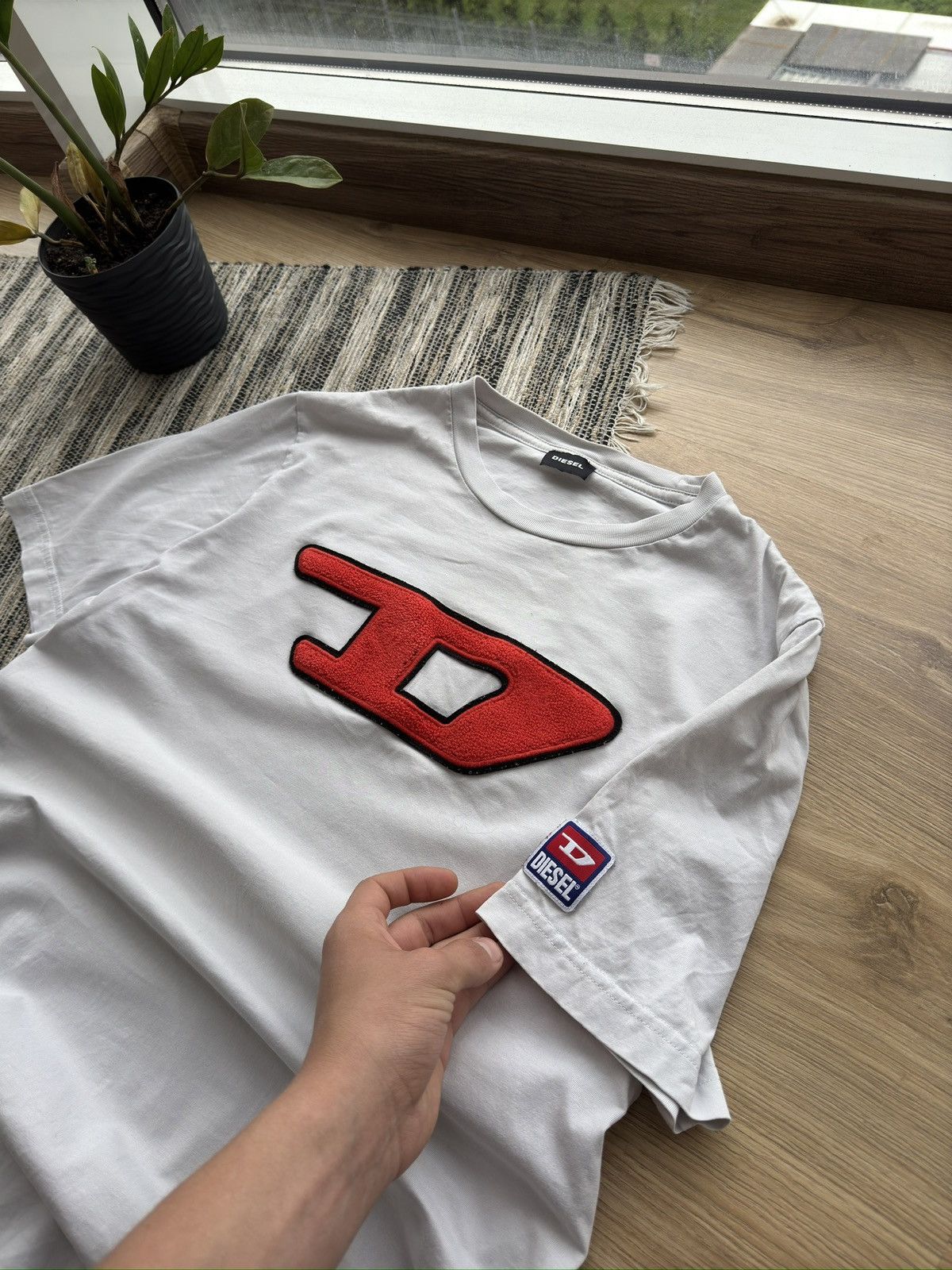 Diesel Vintage Diesel Big logo Y2K white tee Size US M / EU 48-50 / 2 - 4 Thumbnail