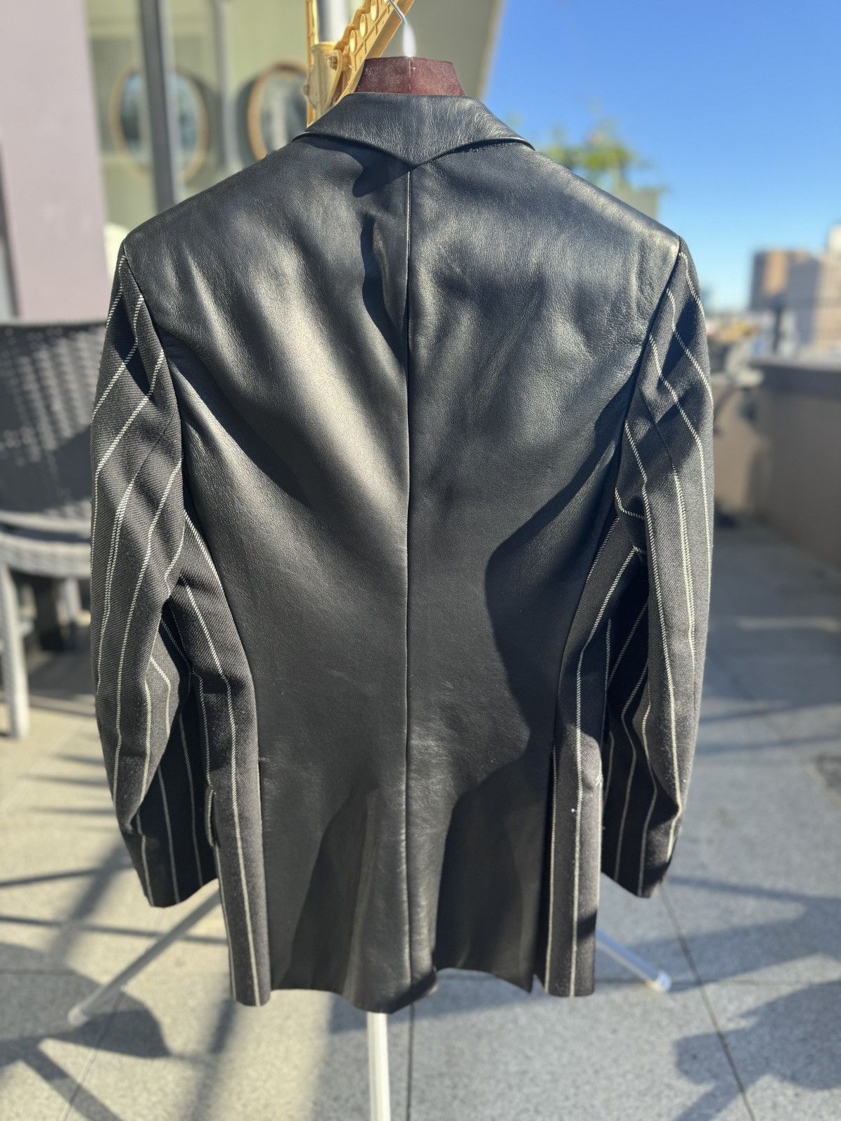 Sir Tom Baker Sir Tom Baker Black w/ Silver Pinstripe Jacket - Leather Size 38R - 5 Thumbnail