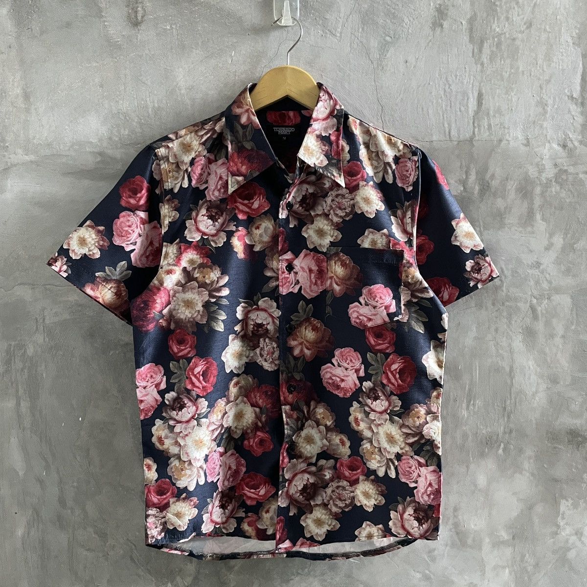 Tornado Mart 🔥Tornado mart Flower pattern shirt Size US M / EU 48-50 / 2 - 1 Thumbnail