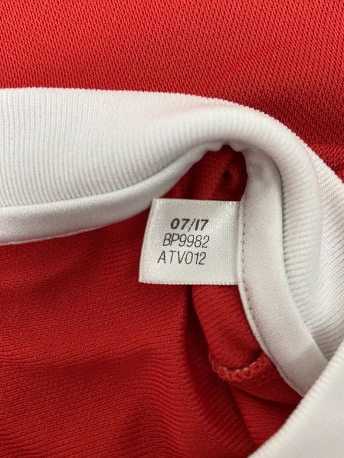 Vintage Wales Soccer Team 2016/17 Home Jersey Shirt Adidas Size M Size US M / EU 48-50 / 2 - 8 Thumbnail