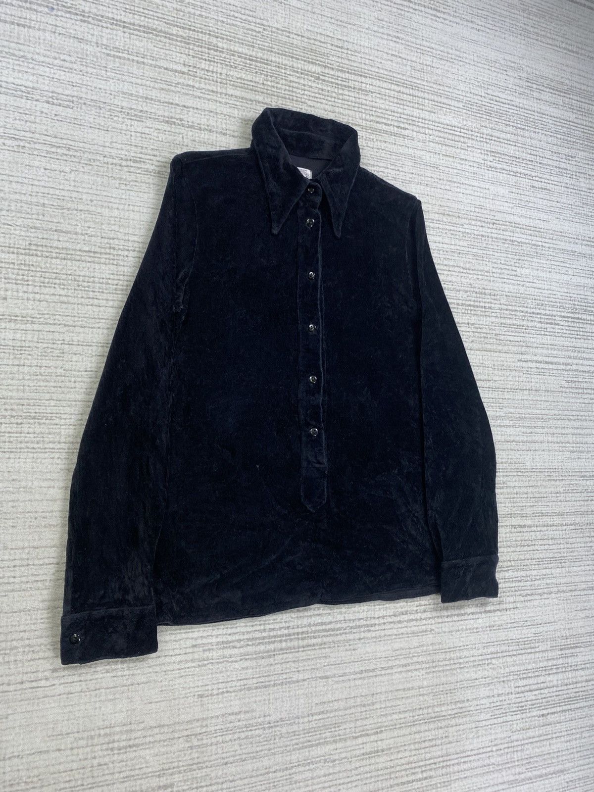 Armani × Giorgio Armani × Vintage Vtg Giorgio Armani Italy Jeans Half Button Velvet Button Ups Size US S / EU 44-46 / 1 - 3 Thumbnail