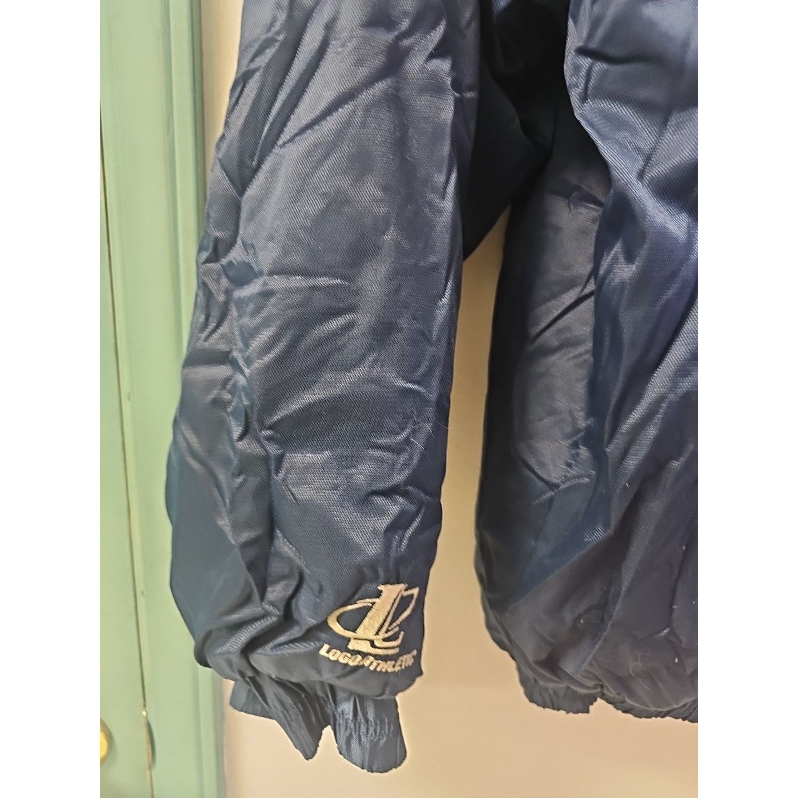 Pro Line Denver Broncos Jacket Mens XL Pro Line Logo Athletic Puffer Size US XL / EU 56 / 4 - 5 Thumbnail