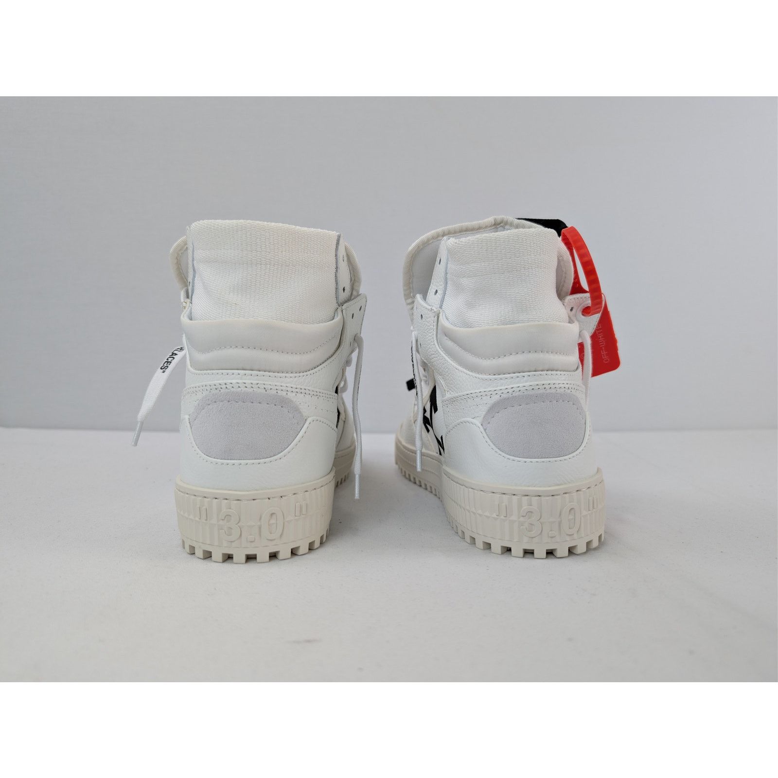 Off-White o1rshd1 Q:2 / Off-Court Sneakers in White Size US 7 / EU 40 - 12 Thumbnail