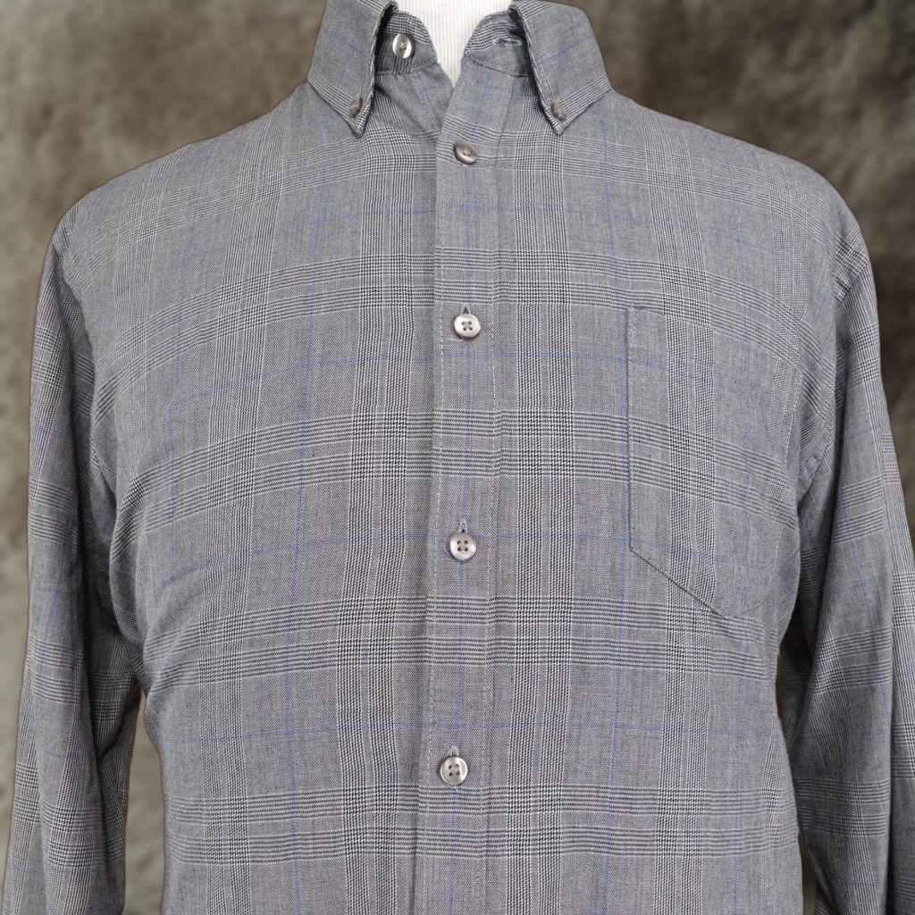 Van Heusen Van Heusen Shirt Mens Large Gray Plaid Long Sleeve Button Up  Traveler | Grailed