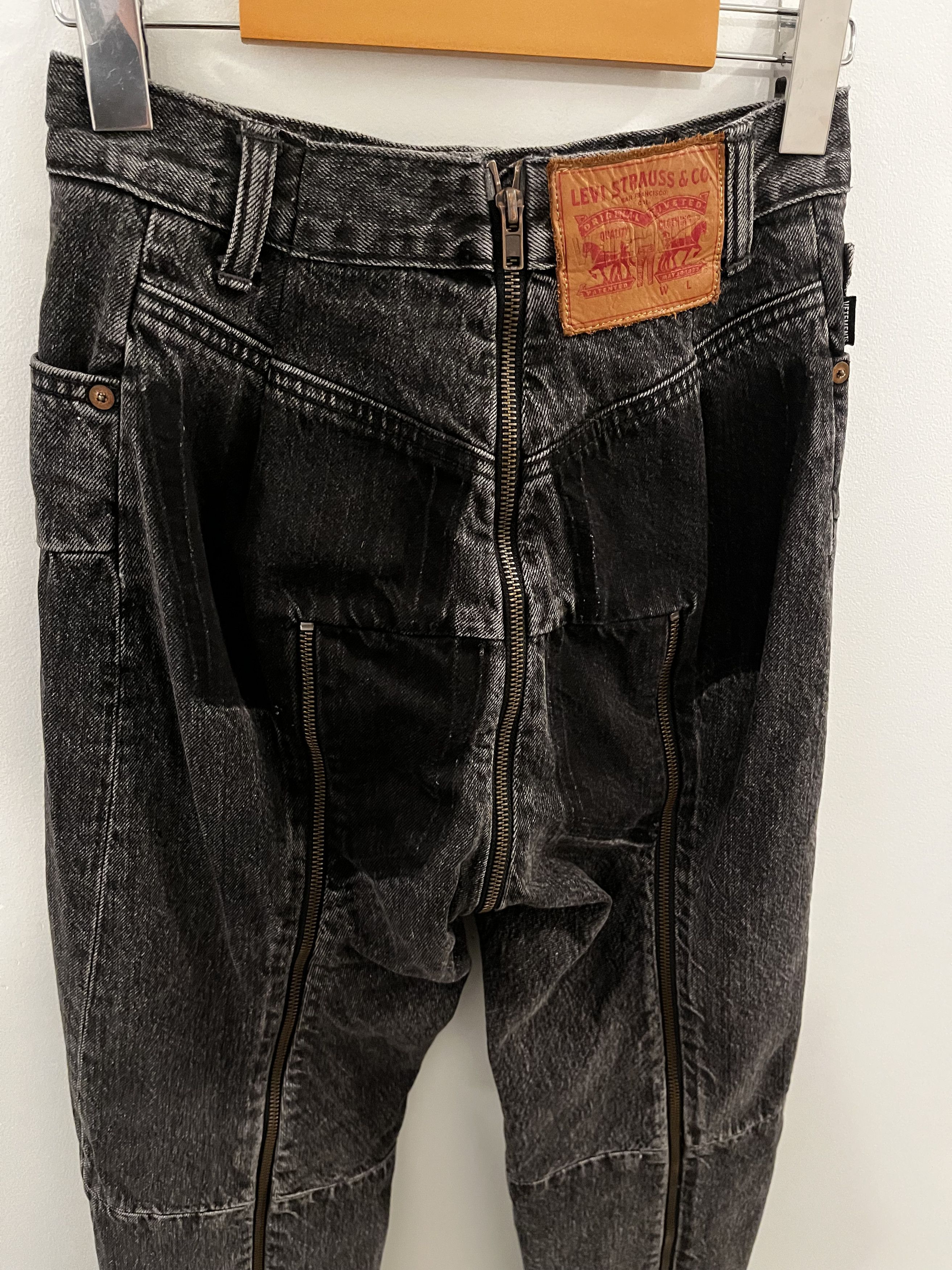 Levi's × Vetements AW17 Zipper Jeans Size 26" / US 2 / IT 38 - 11 Thumbnail