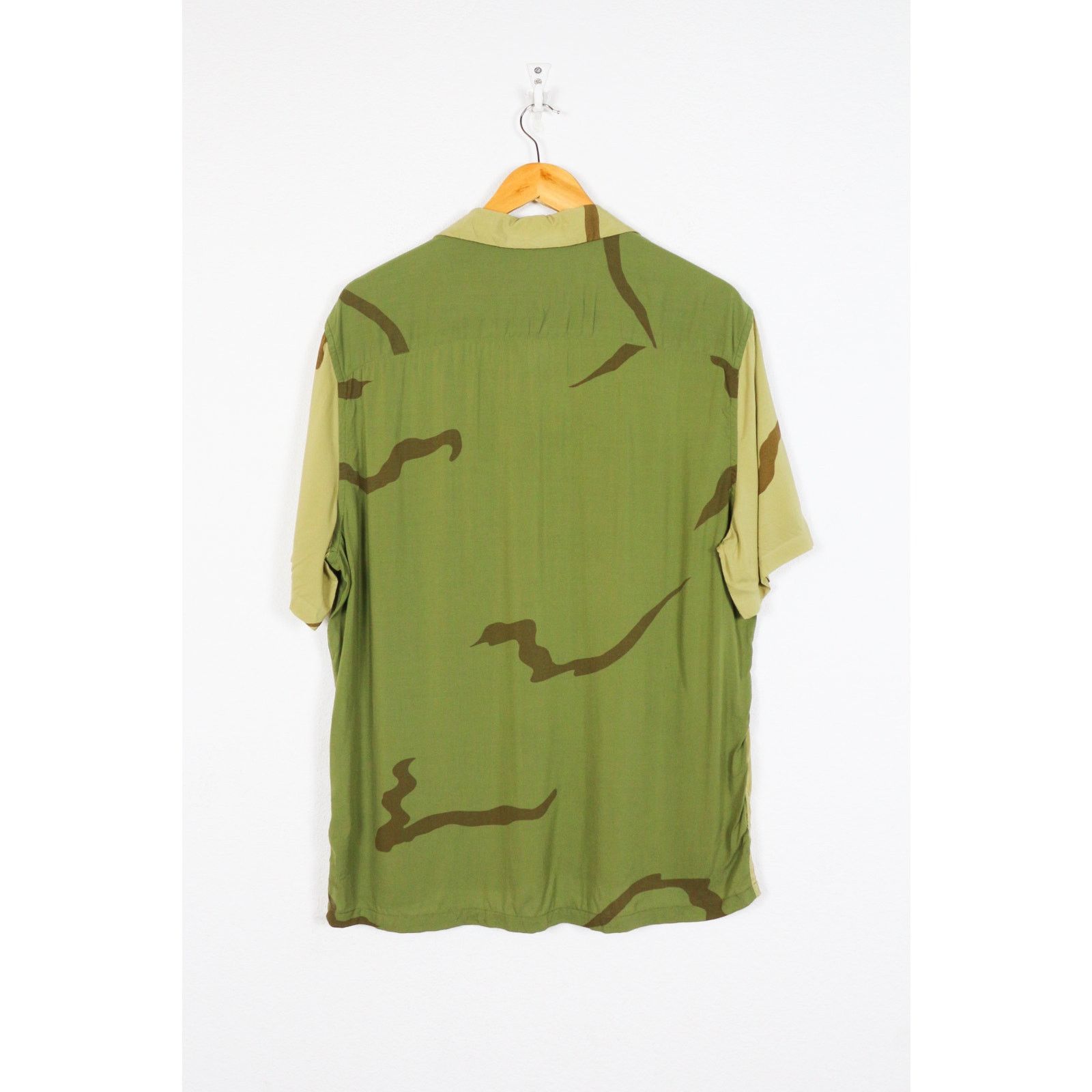 Allsaints Allsaints Invasion Camo Military Printed Open Collar Shirt Size US M / EU 48-50 / 2 - 6 Thumbnail