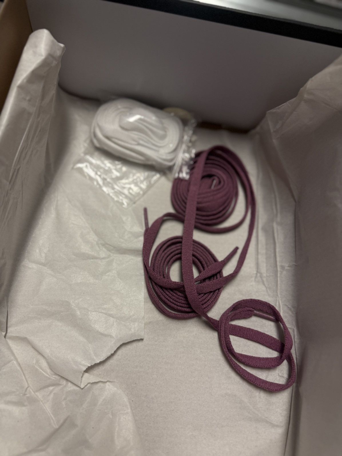 Jordan Brand × Nike Jordan 1 High Brotherhood Size 11 W Box 🧼 Size US 11 / EU 44 - 13 Thumbnail
