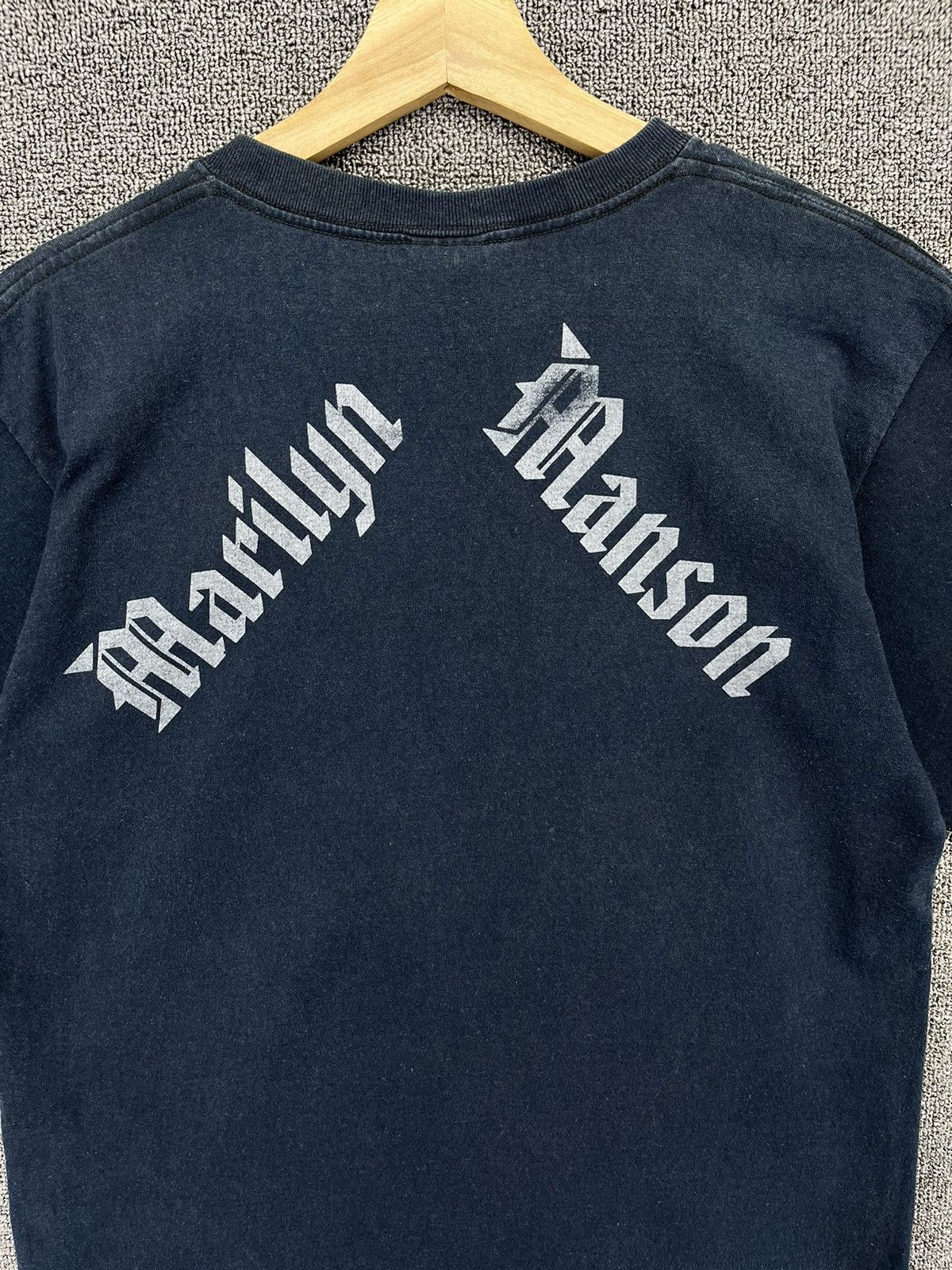 Band Tees Vintage Marilyn Manson Punk Rock Band Tees T Shirts Size US M / EU 48-50 / 2 - 9 Thumbnail