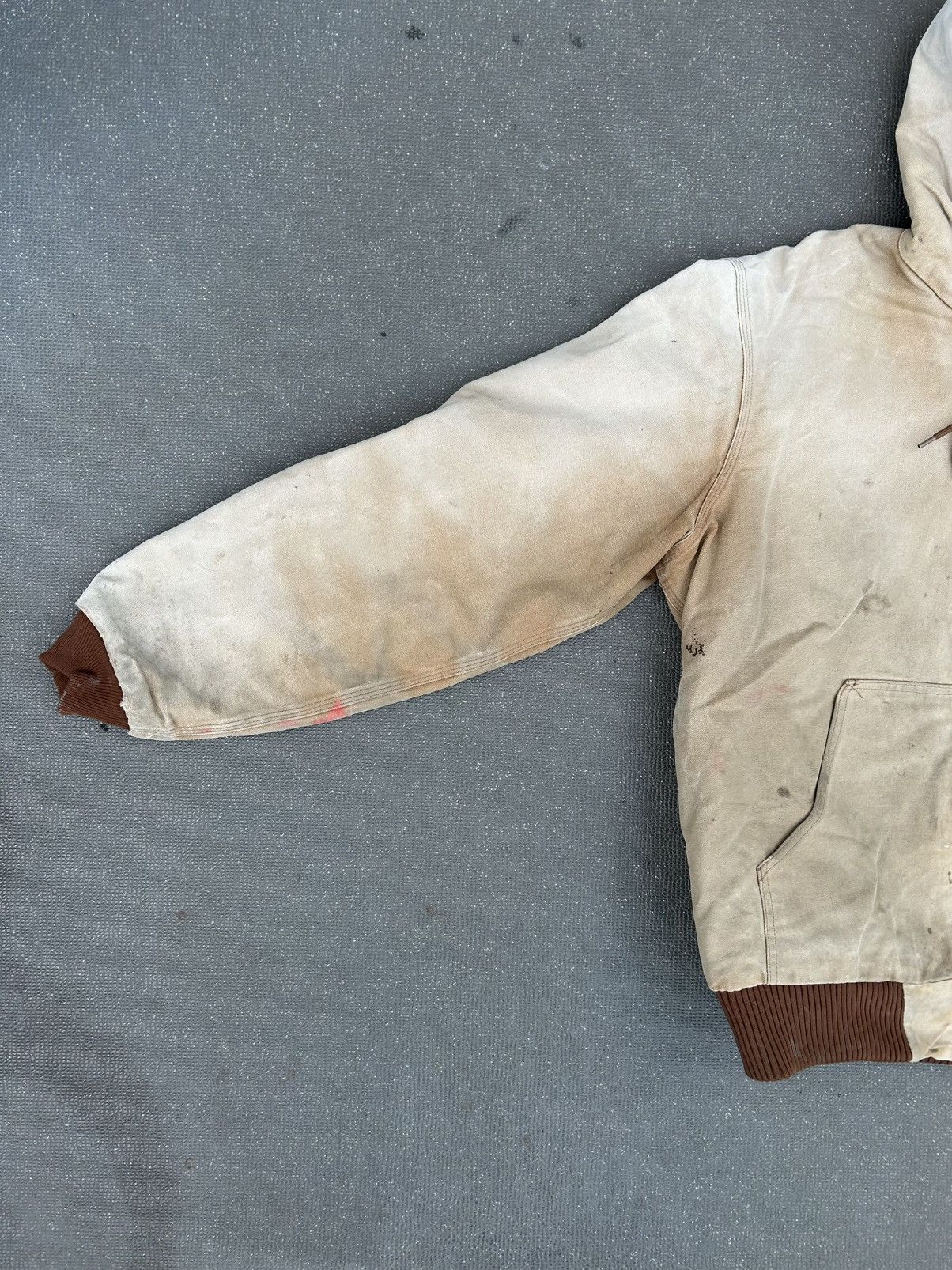 Carhartt Carhartt work jacket tall faded distressed USA made Size US L / EU 52-54 / 3 - 3 Thumbnail