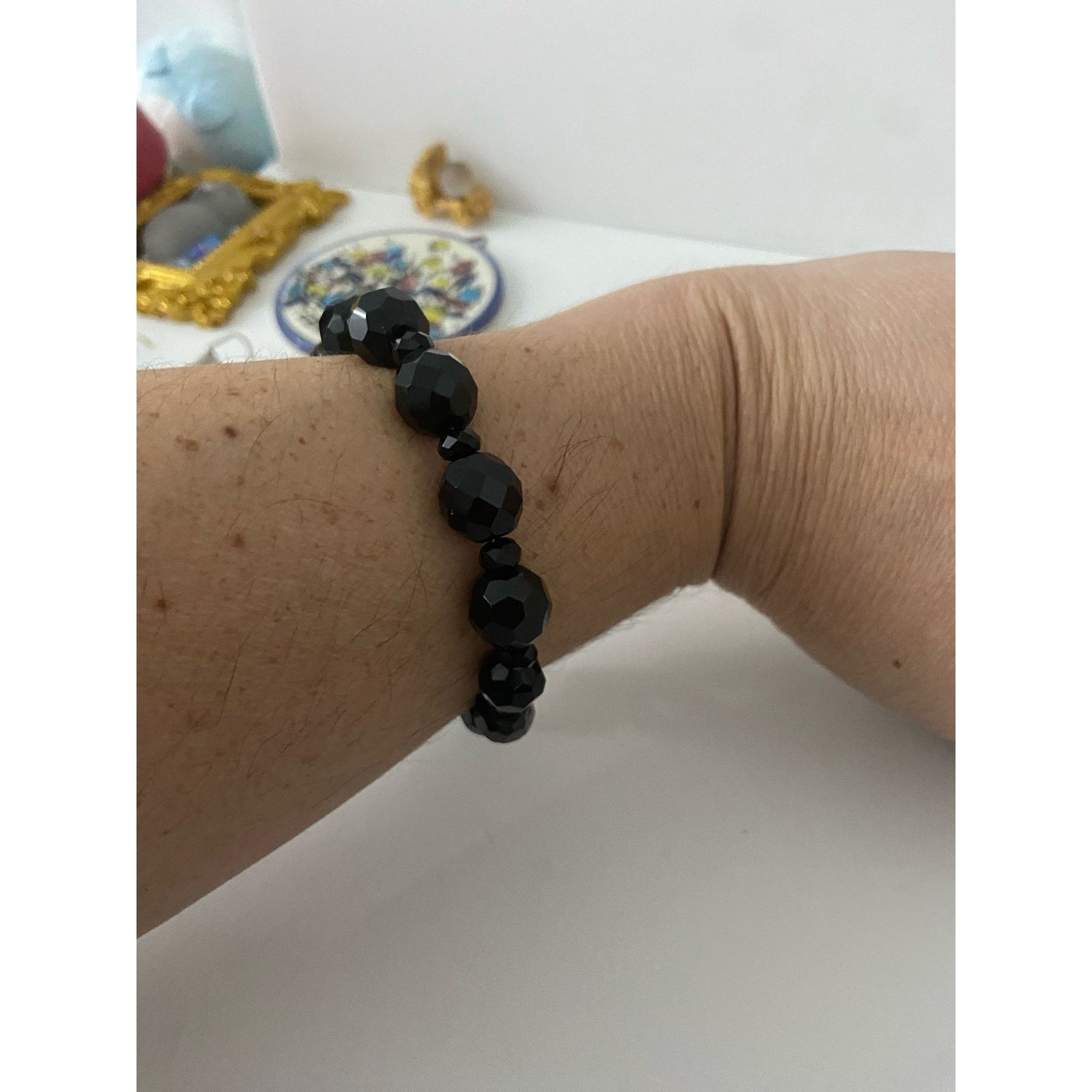 Vintage black bead bracelet Size ONE SIZE - 1 Thumbnail