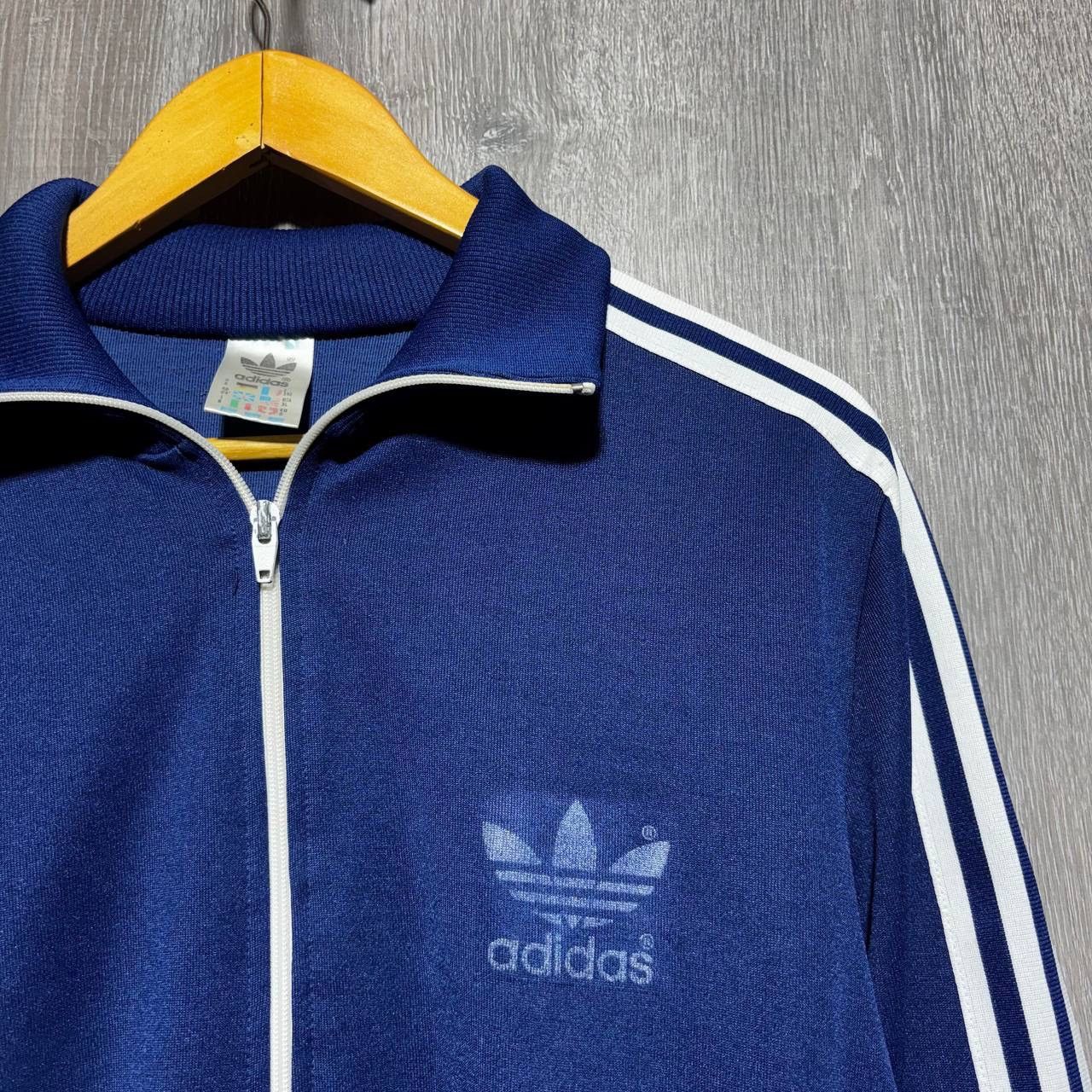 Adidas Adidas Vintage 90s Track Jacket Rare Mens size M Size US M / EU 48-50 / 2 - 3 Thumbnail