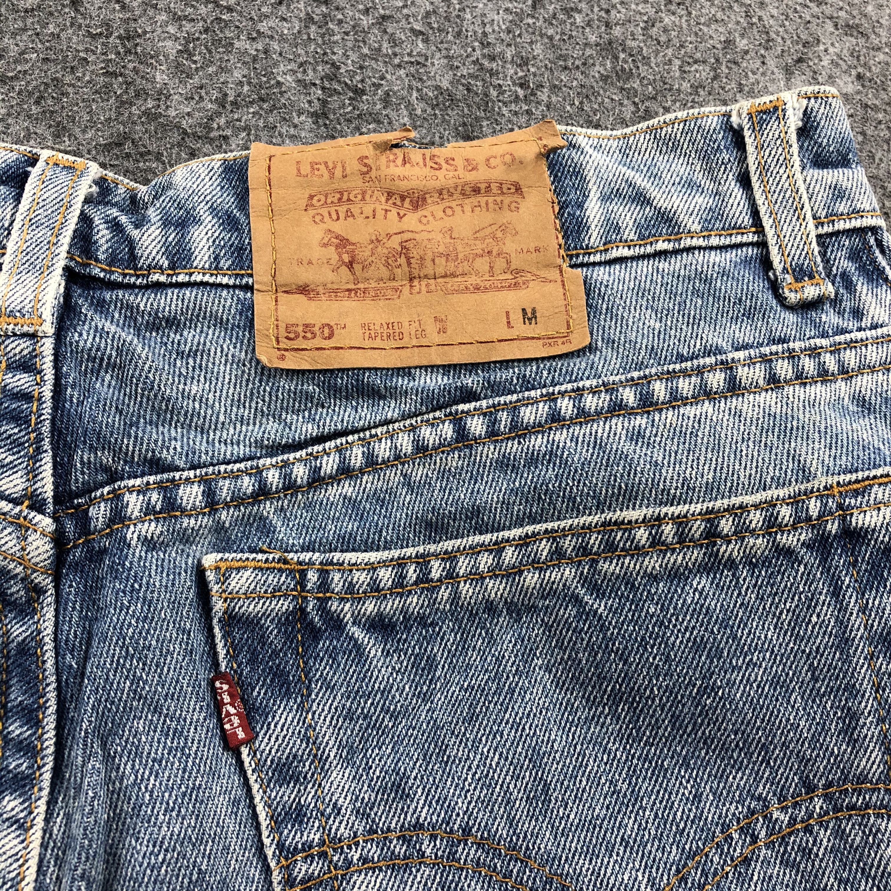 Levi's × Vintage Vintage 90s Blue Wash Levis 550 Jeans-JM1383 Size US 32 / EU 48 - 5 Thumbnail