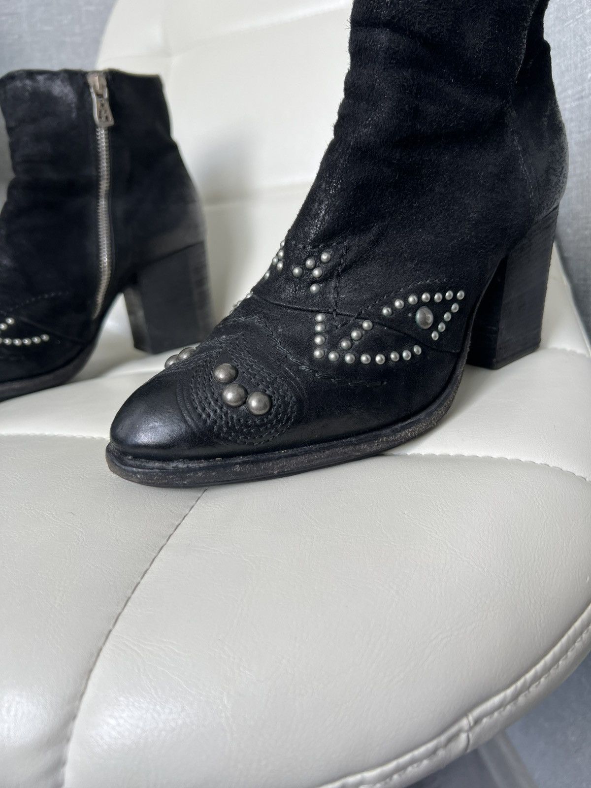 A.S.98 A.S.98 Western Style Studded Suede Leather Ankle Boots Sz 39 Size US 9 / IT 39 - 3 Thumbnail