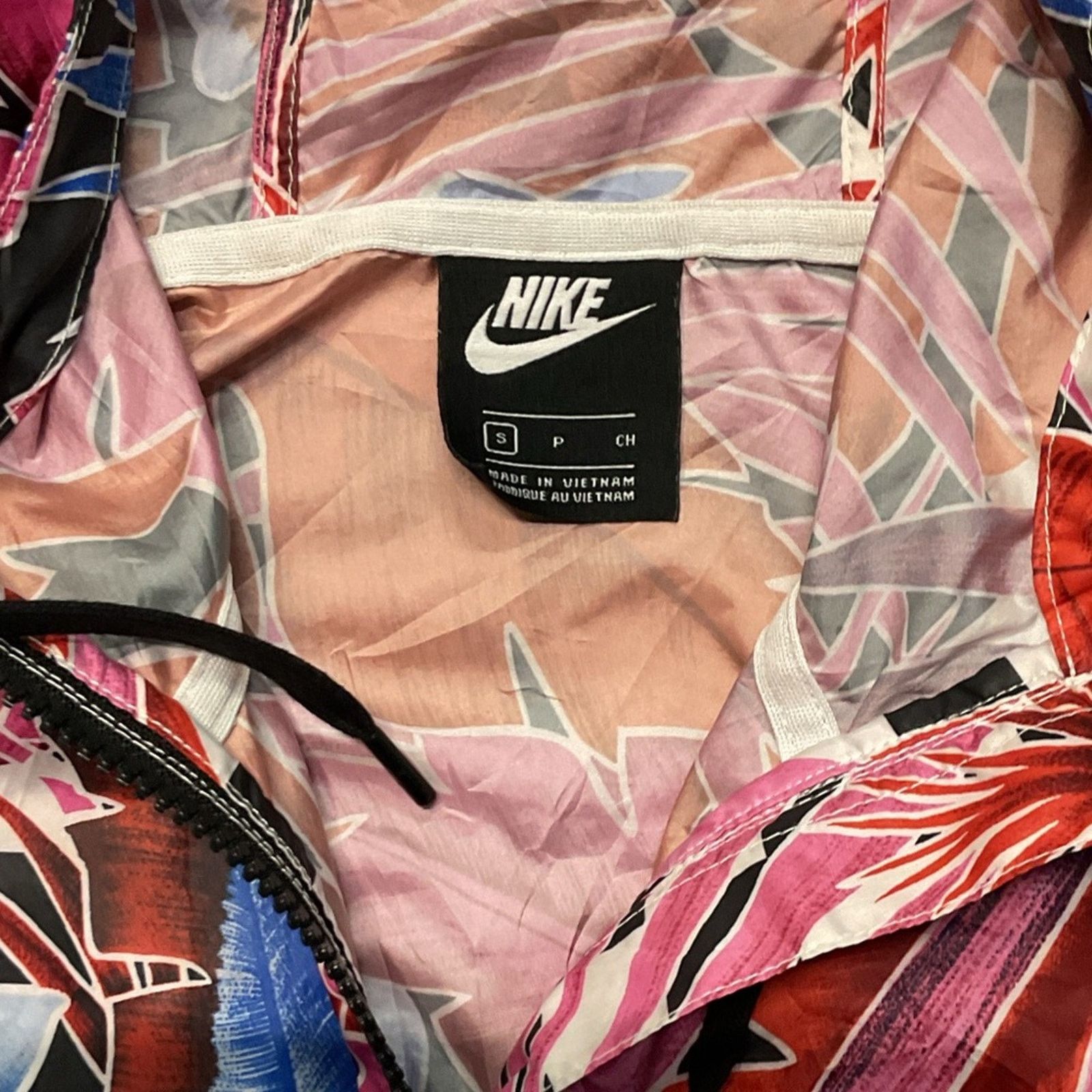 Nike Nike Windbreaker Women's Crop sportswear Size S / US 4 / IT 40 - 4 Thumbnail
