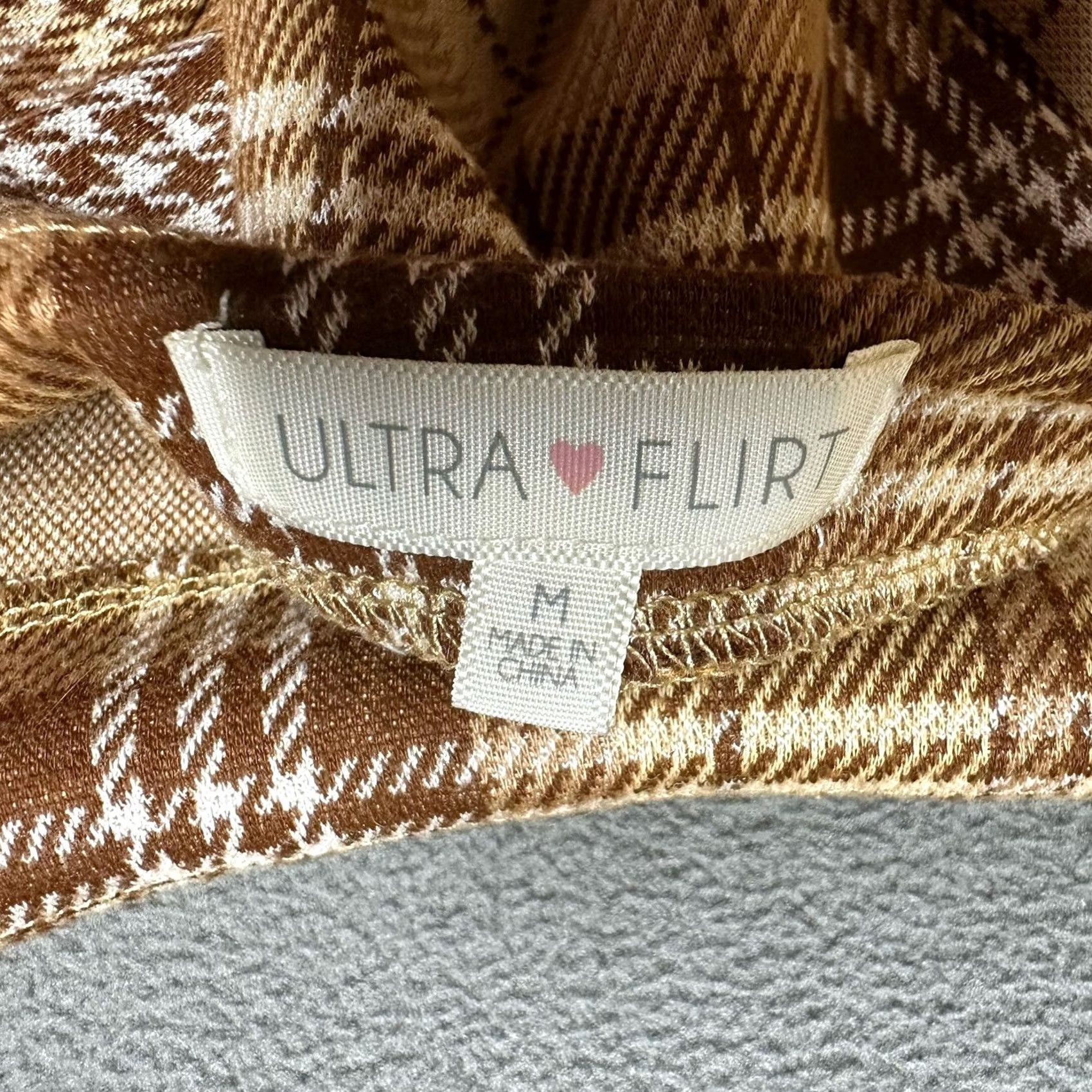 Vintage Ultra Flirt Beige Plaid Mini Dress Womens M Sleeveless Spaghetti Strap Rayon EUC Casual Party/Cocktail Dress Size M / US 6-8 / IT 42-44 - 3 Thumbnail