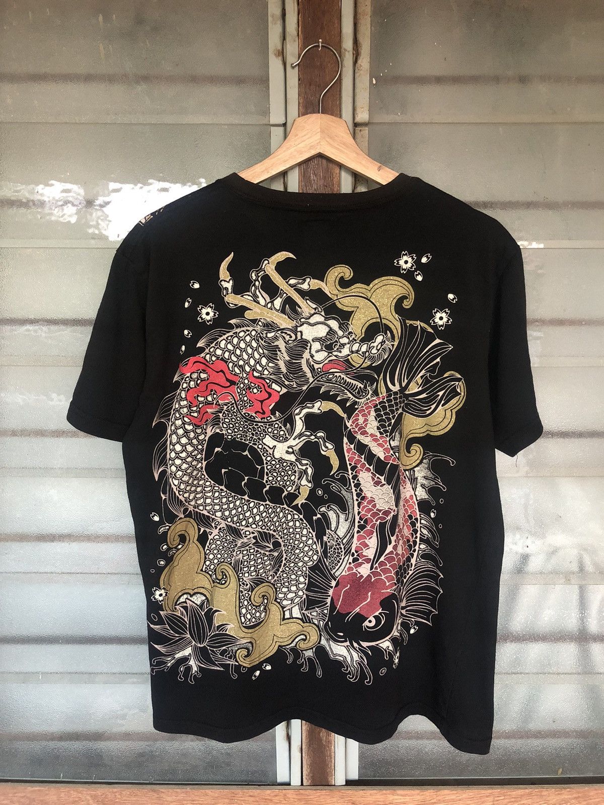Karakuri Tamashii Vintage 90's Sukajan Design Dragon x Fish Koi Shirt Tee Size US M / EU 48-50 / 2 - 7 Thumbnail