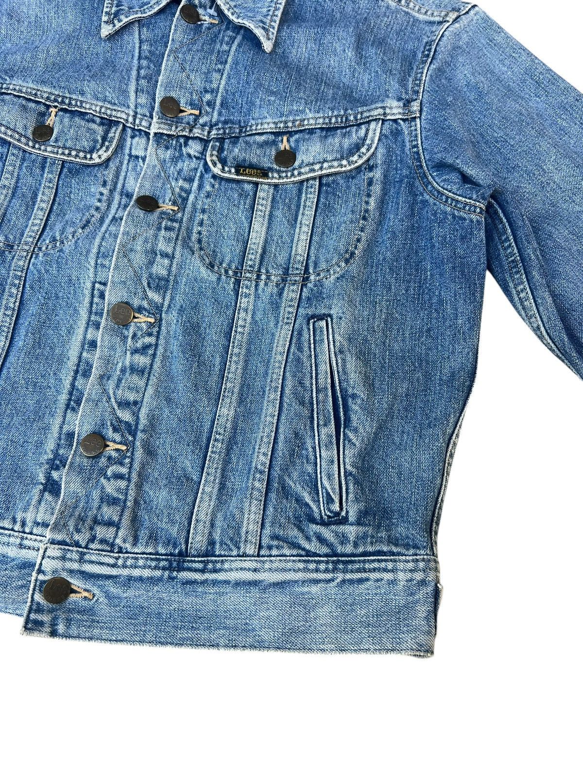 Lee Vintage Lee Riders Japan Back Painted Denim Trucker Jacket Size US L / EU 52-54 / 3 - 18 Thumbnail