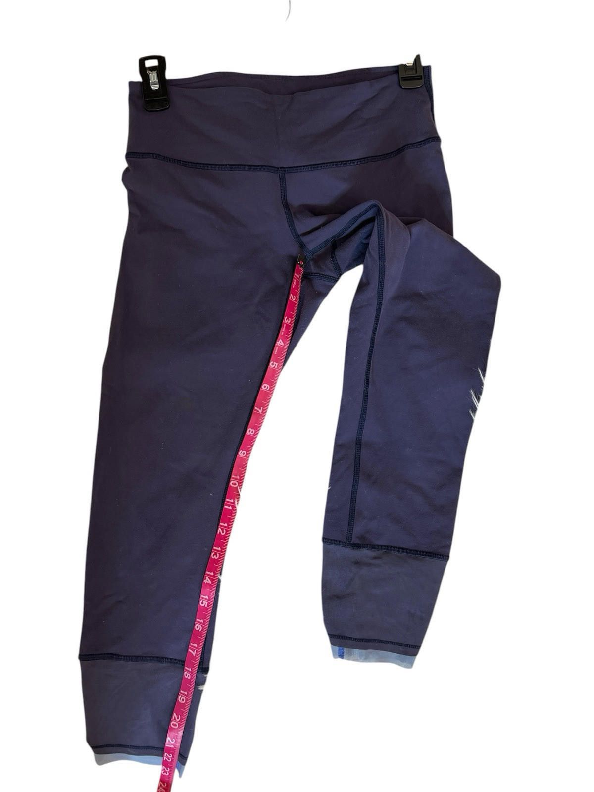 Designer Lululemon Find Your Flow Crop Leggings 23” Navy Blue Size 6 Size 28" / US 6 / IT 42 - 5 Thumbnail