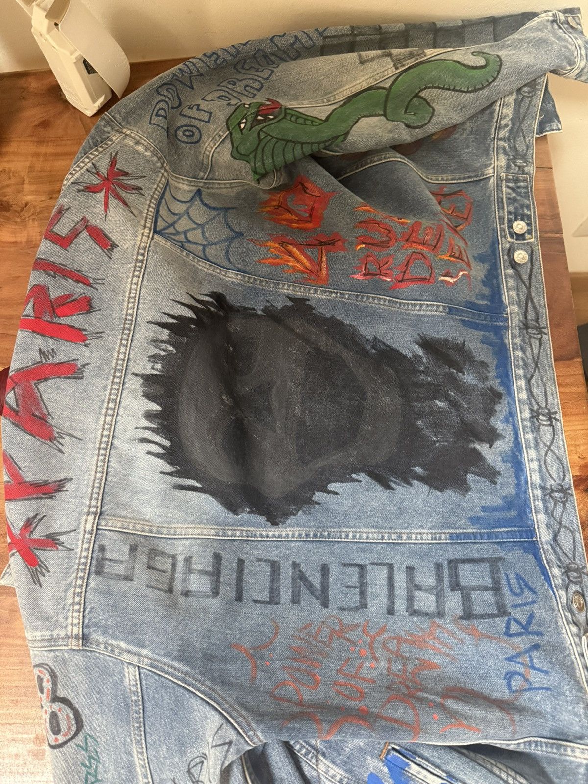 Balenciaga Balenciaga Oversized Graffiti Jacket Size XS / US 0-2 / IT 36-38 - 4 Thumbnail