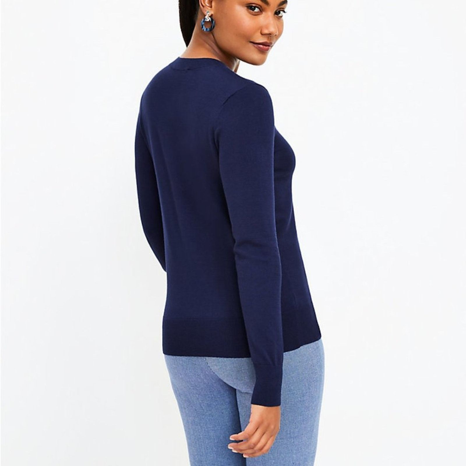 Loft LOFT Navy Wool Blend Crewneck Sweater Lightweight Knit Sz M Size M / US 6-8 / IT 42-44 - 1 Thumbnail