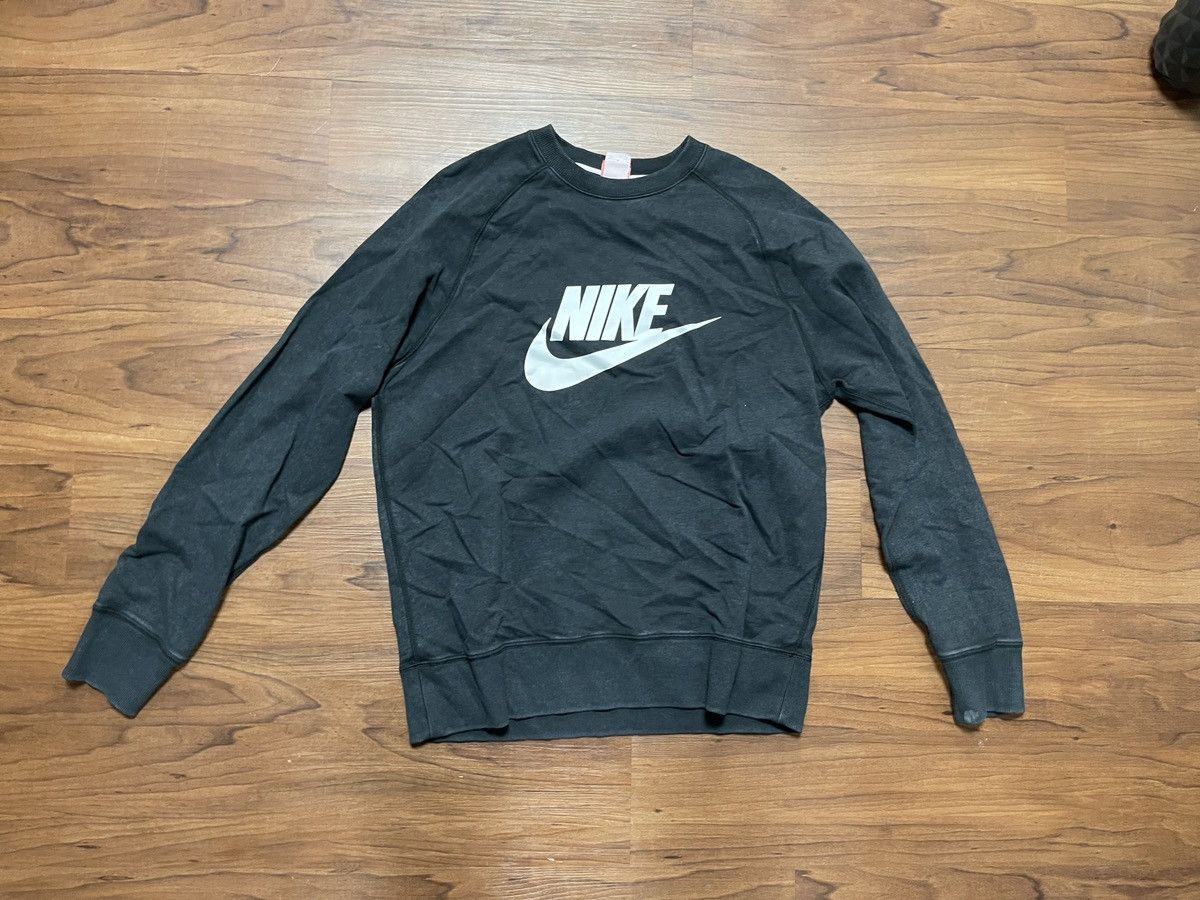 Nike Nike crewneck sweatshirt size large Size US L / EU 52-54 / 3 - 1 Thumbnail