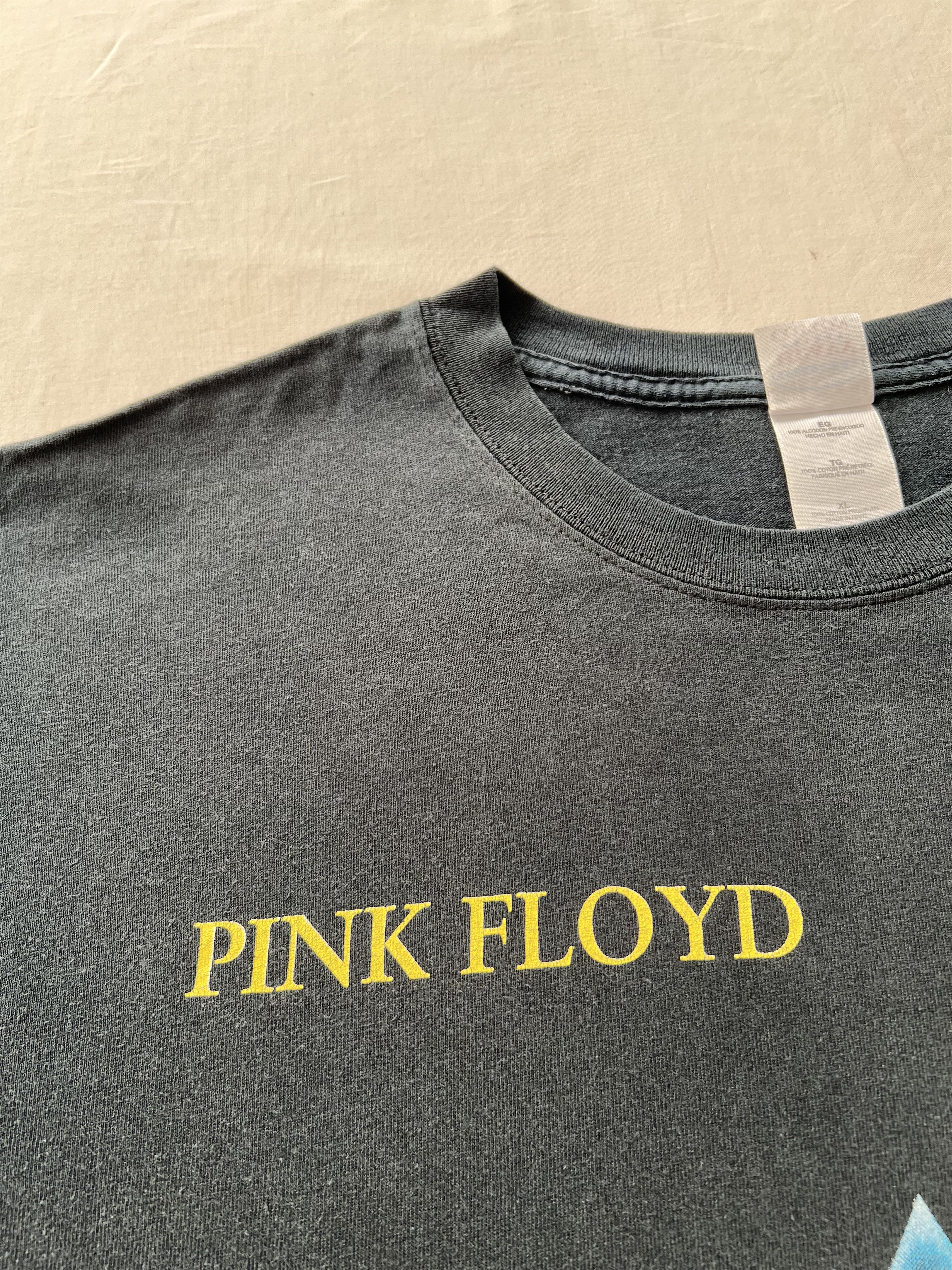 Band Tees Vintage 2000s Pink Floyd The Dark Side of the Moon Reprint Size US XL / EU 56 / 4 - 9 Thumbnail