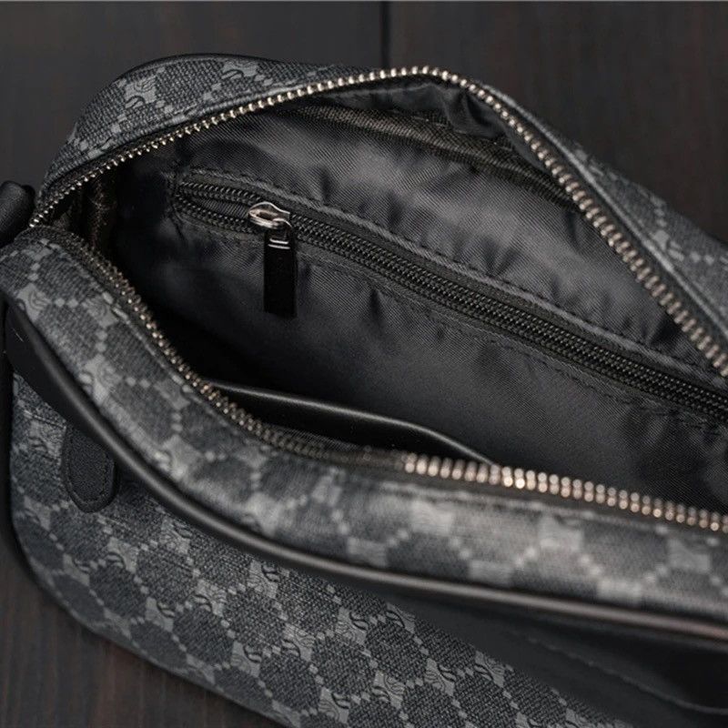 Japanese Brand Black Crossbody Bag Size ONE SIZE - 5 Thumbnail