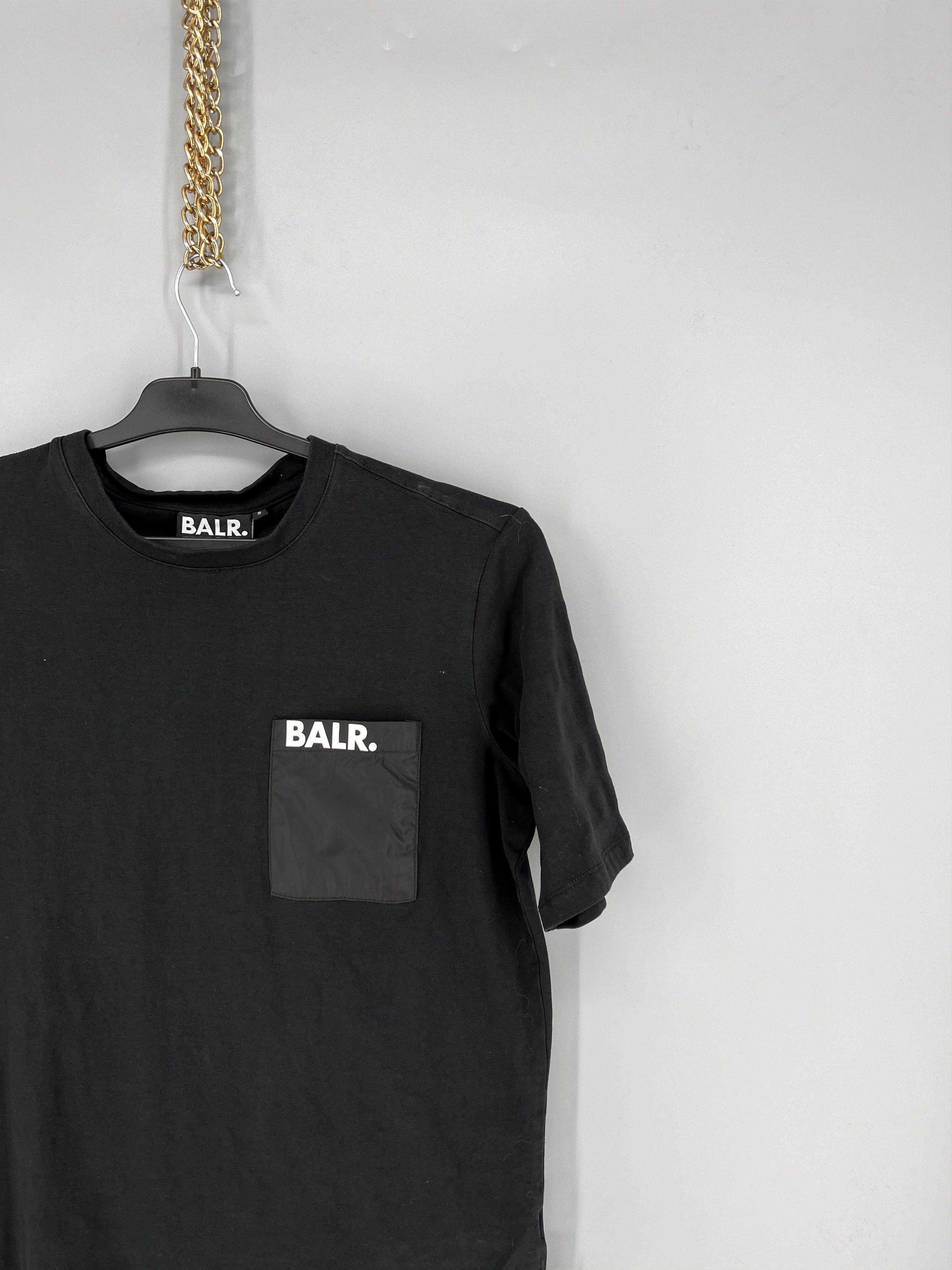 Japanese Brand Vintage BALR Fit Tee Big Logo Streetwear Style Size US S / EU 44-46 / 1 - 5 Thumbnail
