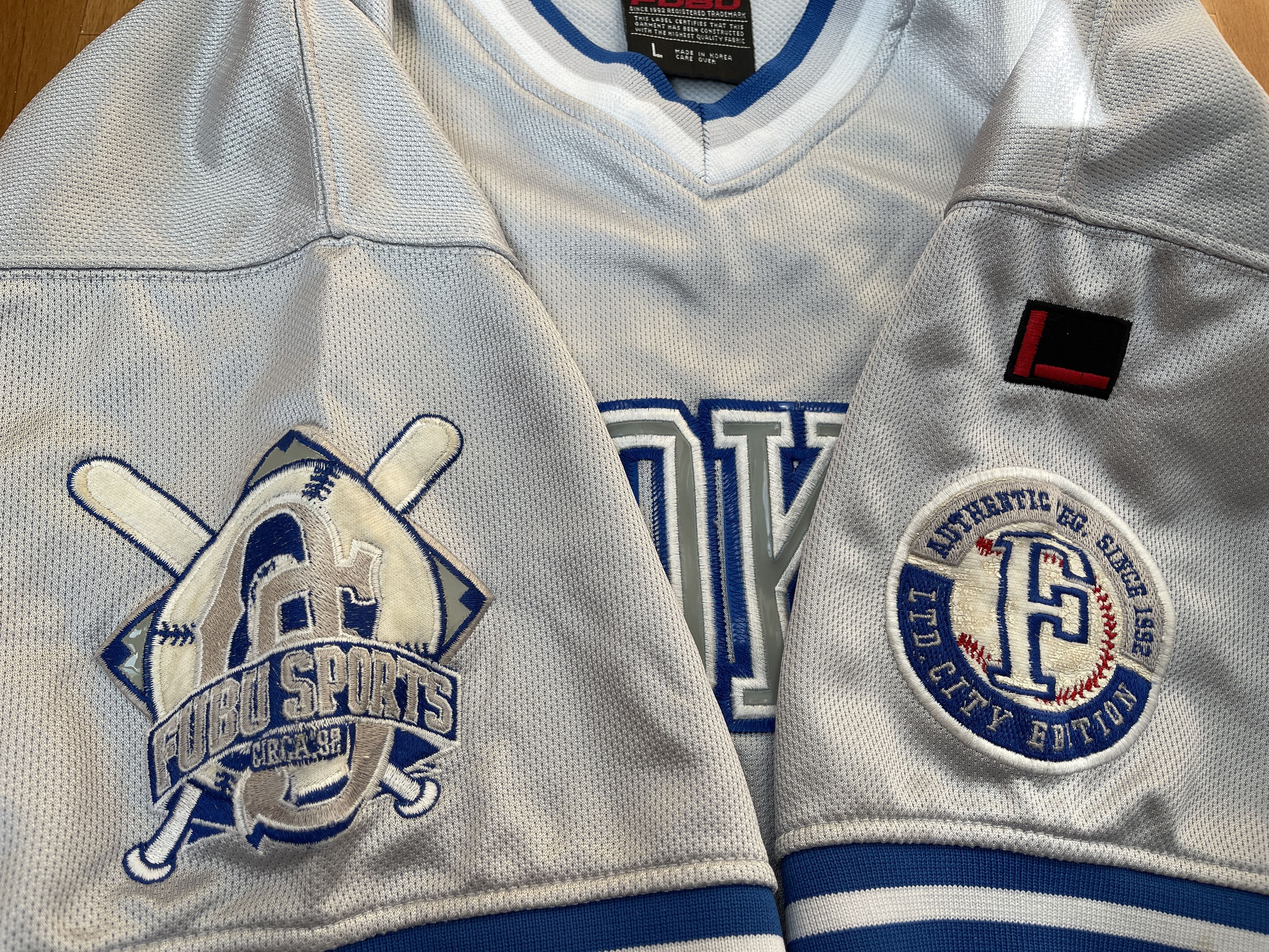 Fubu FUBU jersey, Brooklyn City Series vintage New York t-shirt L Size US L / EU 52-54 / 3 - 6 Thumbnail