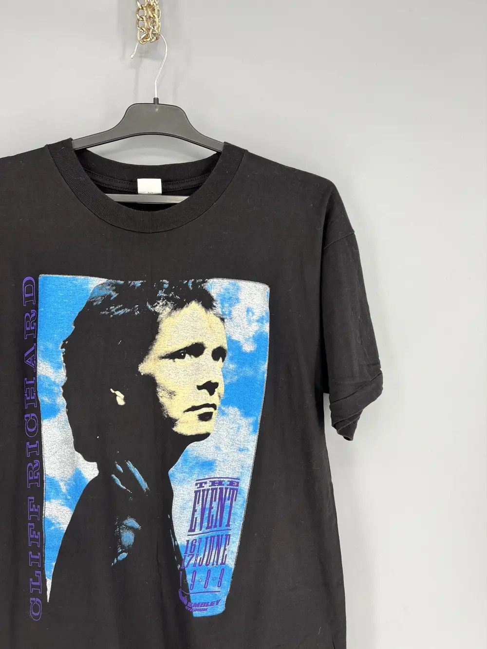 Band Tees × Vintage Vintage Cliff Richard The Event 1989 T-Shirt Size XL Size US XL / EU 56 / 4 - 5 Thumbnail