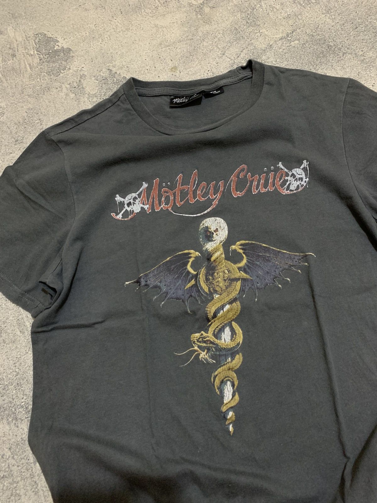 Band Tees × Vintage Motley Crue Dr. Feelgood Tshirt Size US M / EU 48-50 / 2 - 2 Thumbnail
