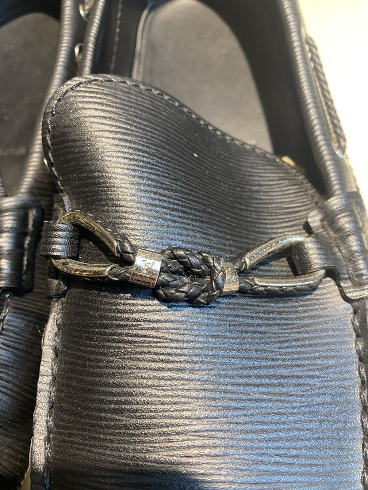 Louis Vuitton Louis Vuitton Black Epi Leather Braid Knot Detail Loafers Size US 10.5 / EU 43-44 - 5 Thumbnail