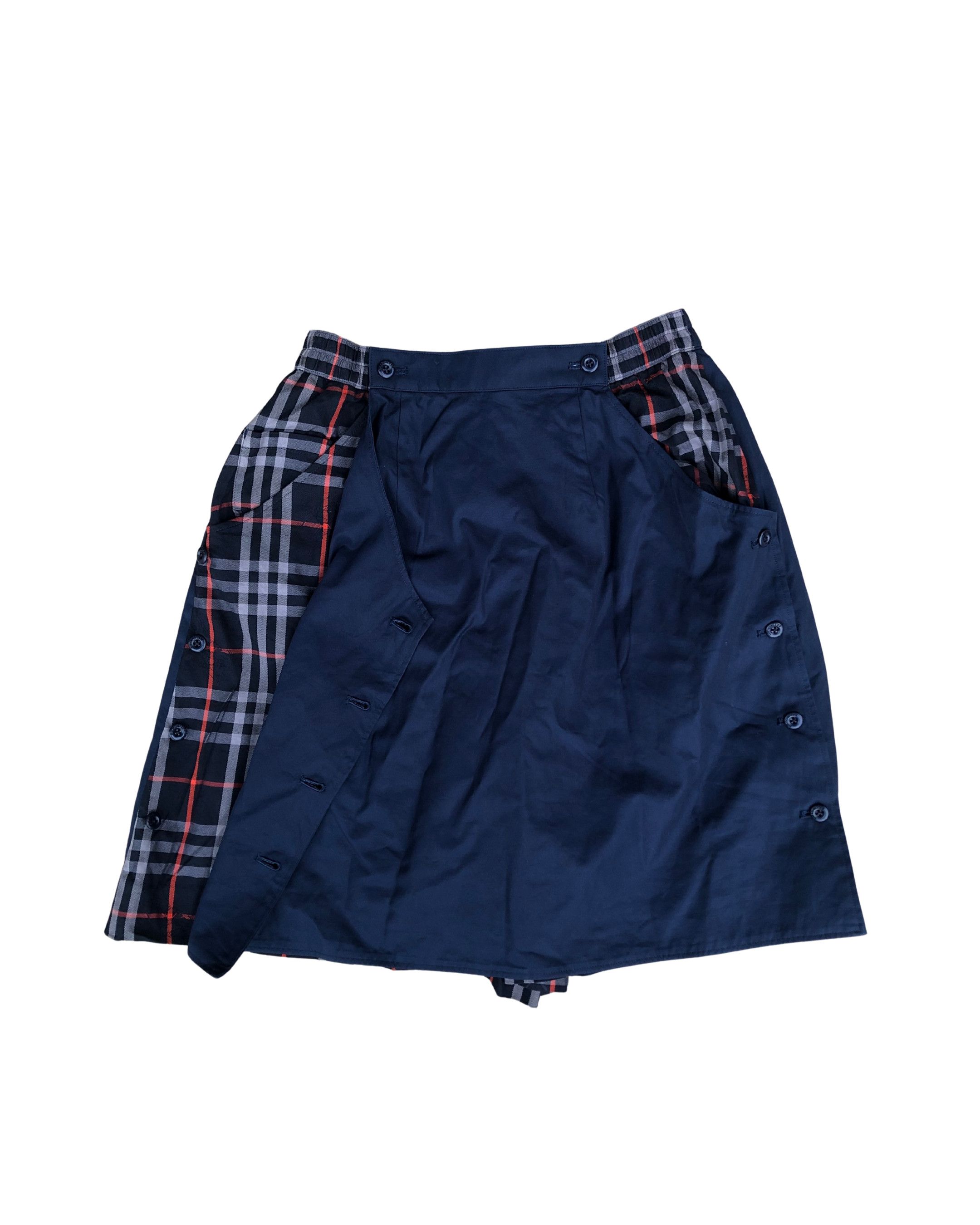 Burberry Vintage Burberrys Short/Skirt Horse Logo Avant Garde Size US 30 / EU 46 - 4 Thumbnail