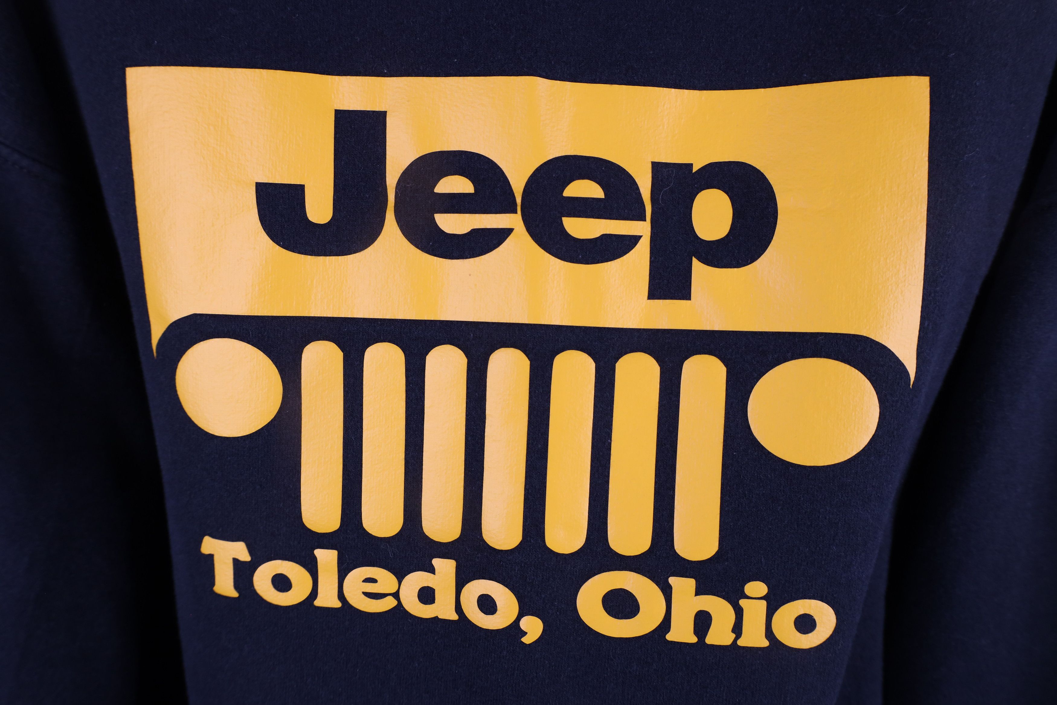 Vintage Vintage 90s UAW Jeep Toledo Ohio Hoodie Sweatshirt Black USA Size US XL / EU 56 / 4 - 4 Thumbnail