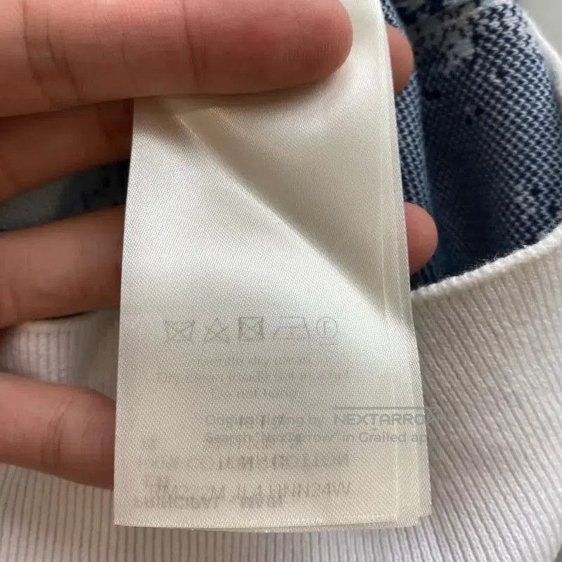 Louis Vuitton Louis Vuitton Men's Knit Sweater in White . Size US M / EU 48-50 / 2 - 5 Thumbnail