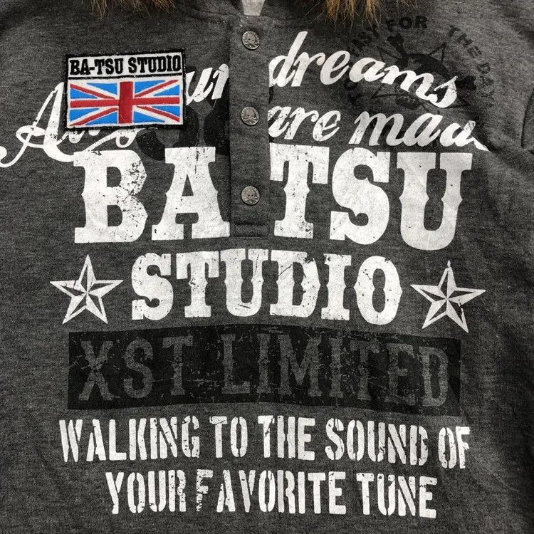 Le Grande Bleu (L.G.B.) Batsu Studio Ifsixwasnine LGB Fur Sweatshirts Hoodie Size US M / EU 48-50 / 2 - 3 Thumbnail