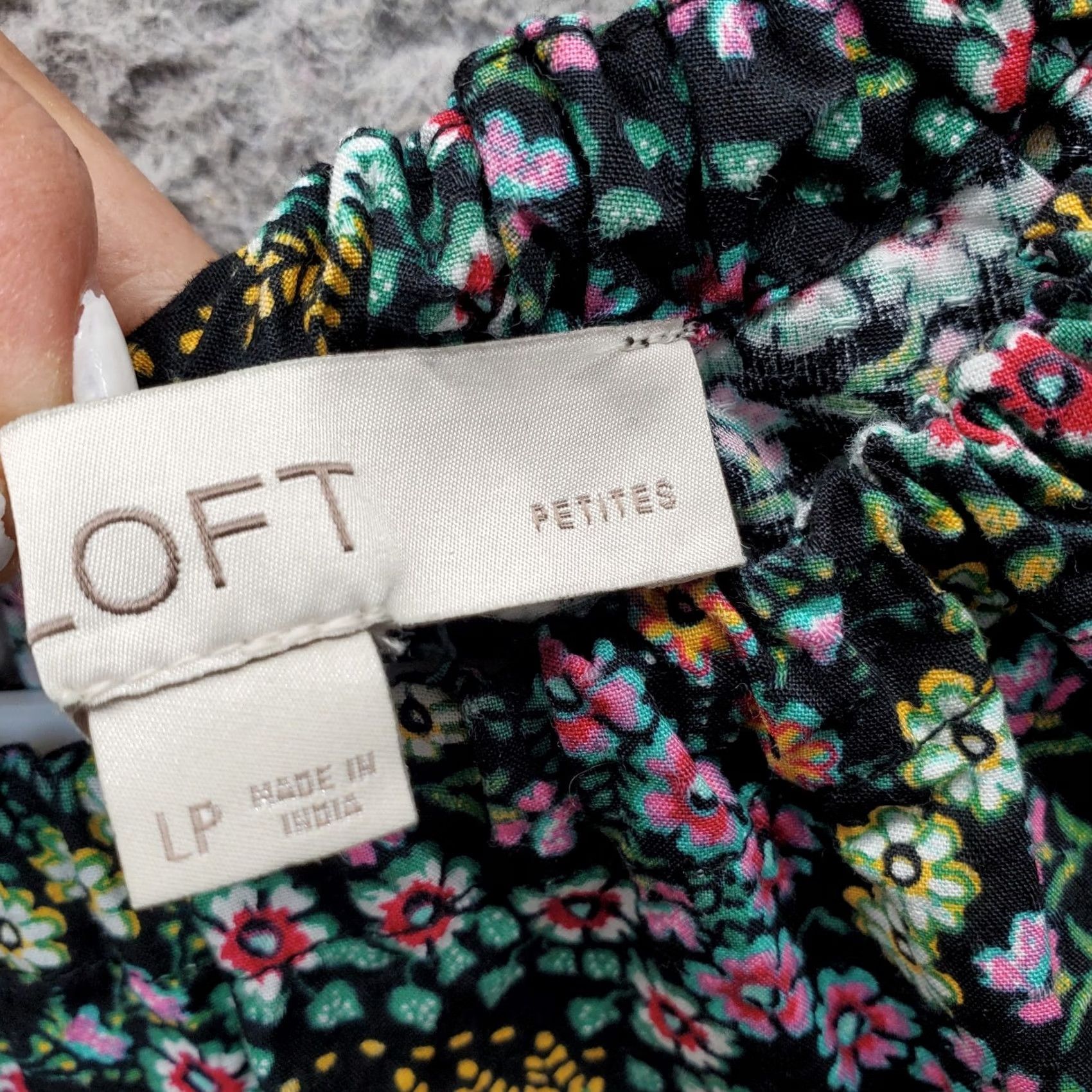 Loft LOFT Blouse Womens Petite Large Multicolor Floral Boho Ruffle Shoulder Tie Back Shirt Size PL Womens Size L / US 10 / IT 46 - 5 Thumbnail