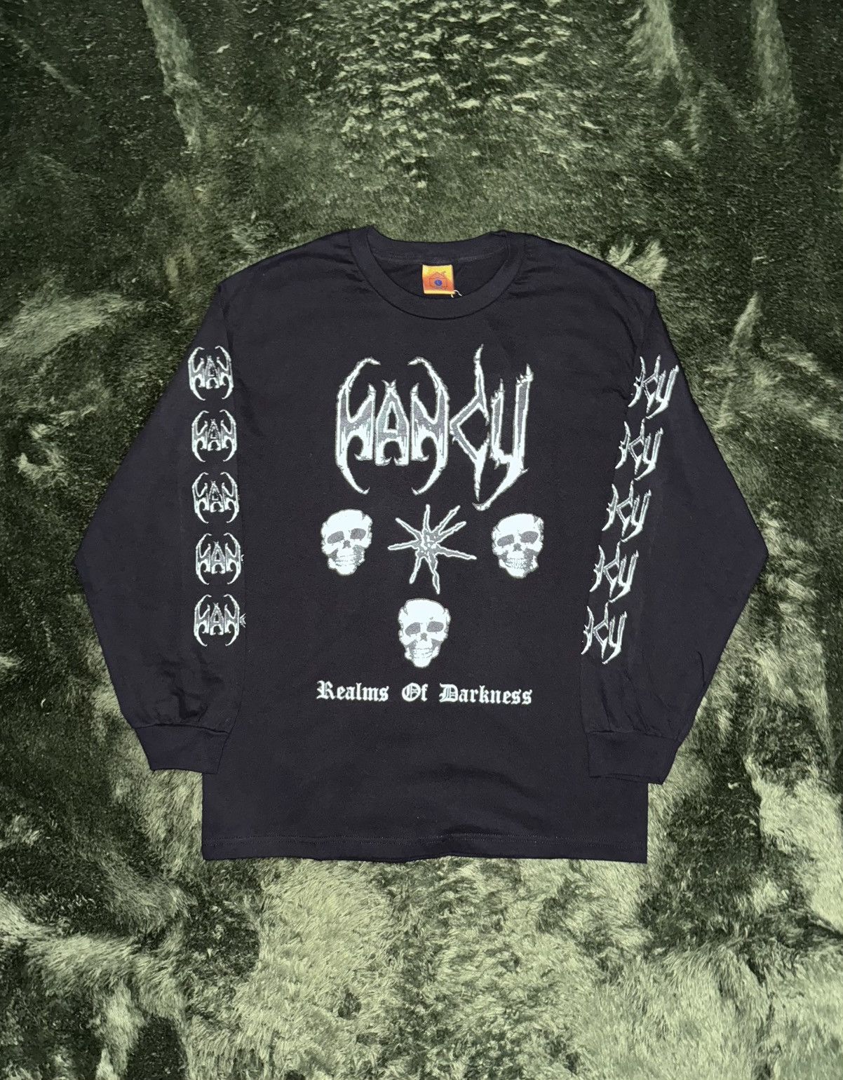 Designer [L] NANCY realms of darkness graphic long sleeve black Size US L / EU 52-54 / 3 - 1 Thumbnail