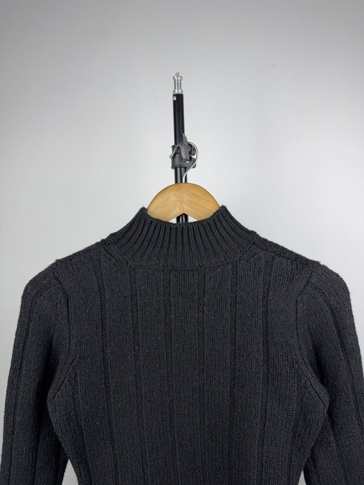 Hugo Boss Luxury HUGO Boss Black Ribbed Wool Knit Mock Neck Sweater Size XS / US 0-2 / IT 36-38 - 7 Thumbnail