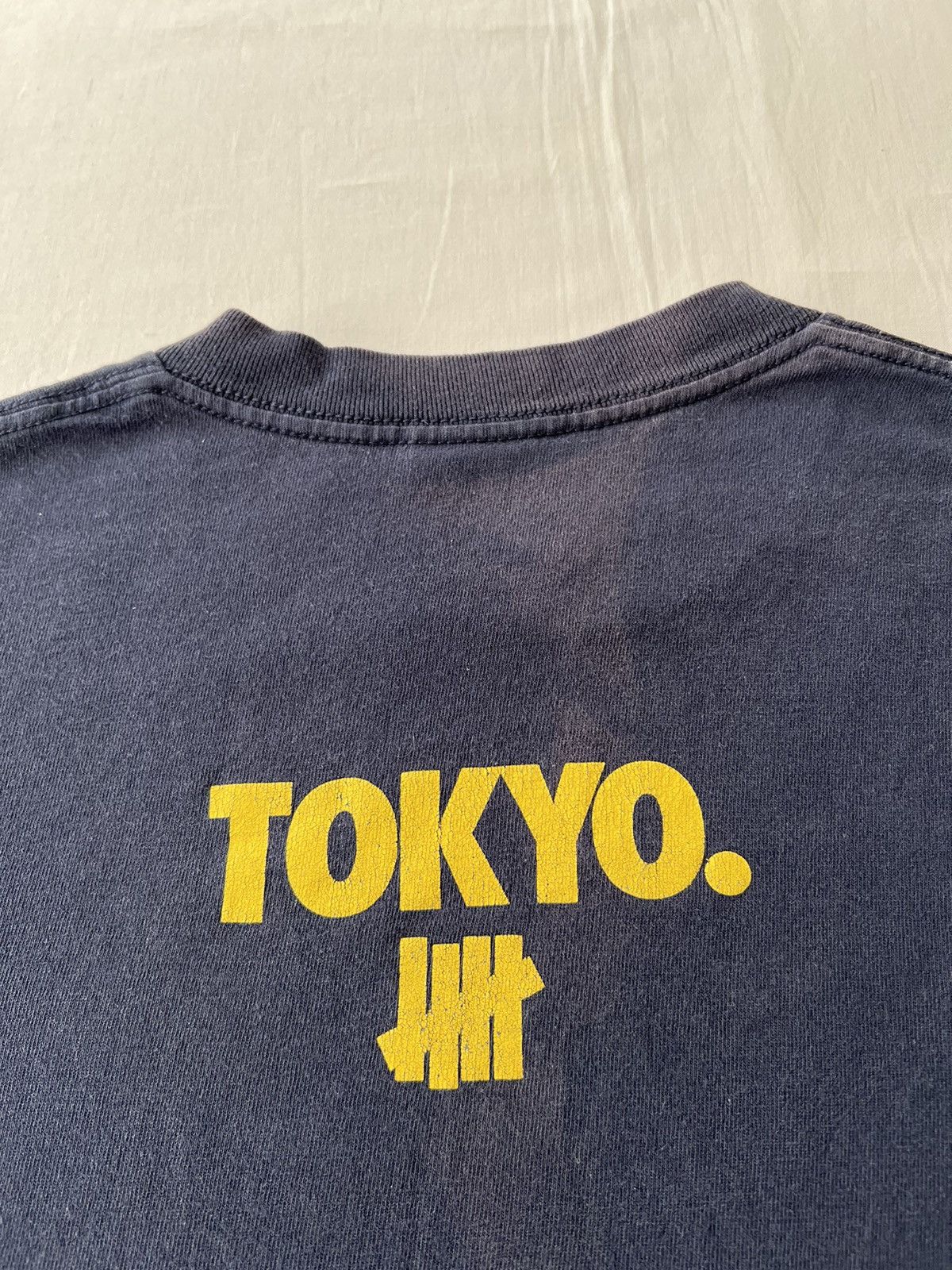 Stussy Vintage 2000s Stussy Undefeated Play Dirty Tokyo T-shirt Size US S / EU 44-46 / 1 - 17 Thumbnail