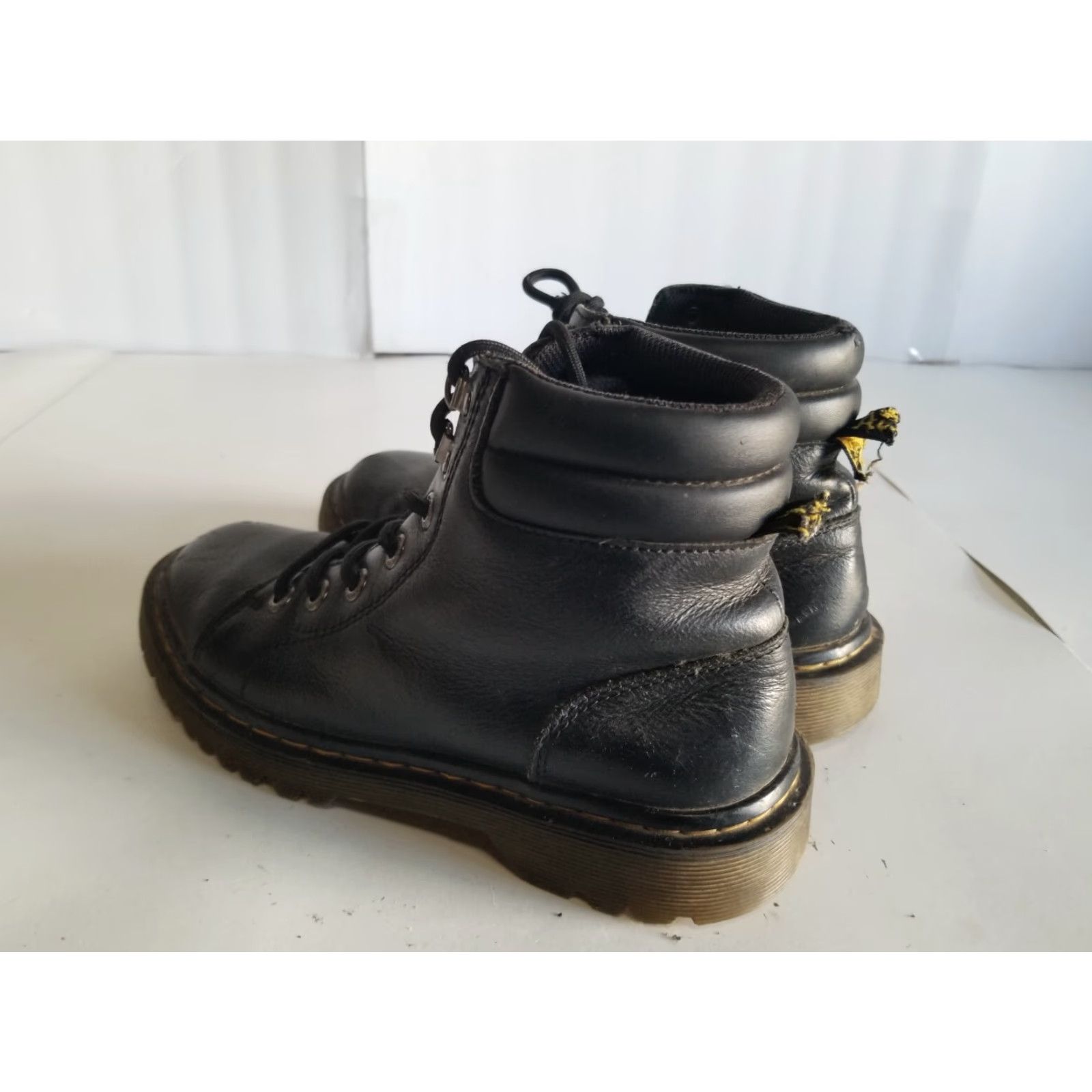 Dr. Martens Dr. Martens Faora Womens Boot Chukka Round Toe Leather Lace Up Ankle Black 90s Flats Platform 1 in Rubber Sole Leather Lining Size 7 UK 5 EU 38 Womens Size US 7 / IT 37 - 4 Thumbnail