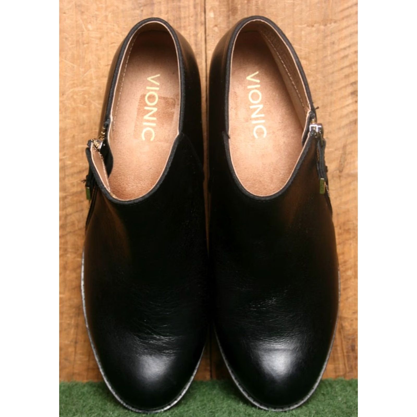 Vionic VIONIC Jolene Black Leather Low Ankle Booties Sz. 8 Boots Womens Bootie 8 Black Jolene Vintage? Size US 6 / IT 36 - 4 Thumbnail