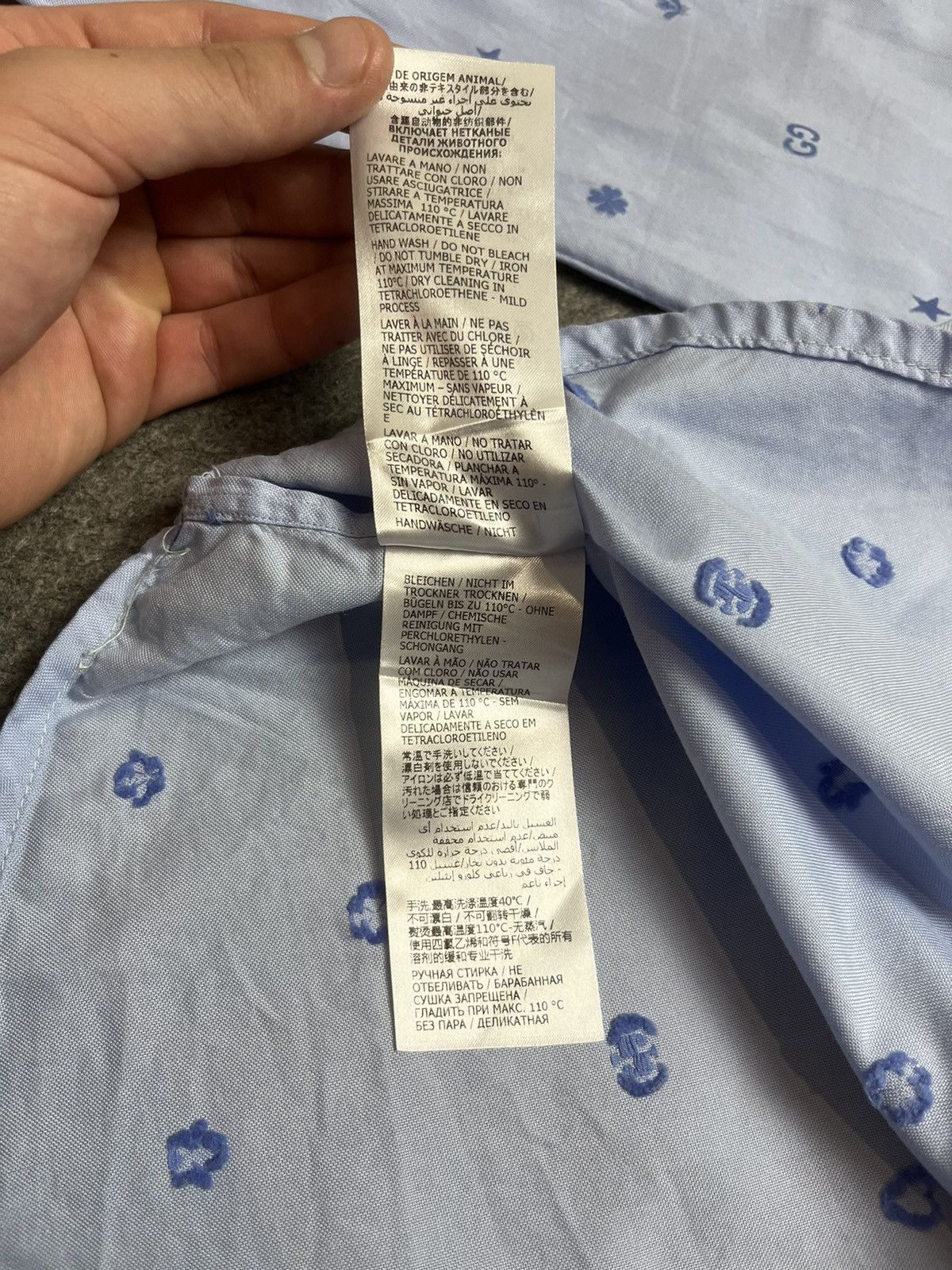 Gucci Gucci symbols shirt Size US S / EU 44-46 / 1 - 9 Thumbnail