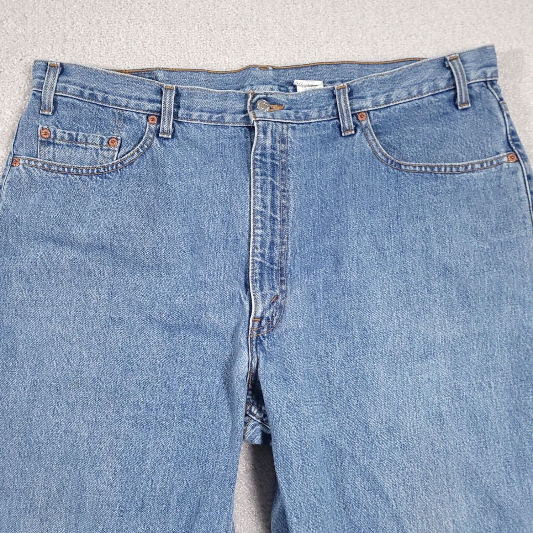 Levi's VINTAGE Levi's 550 Jeans Mens 42x32 Relaxed Fit Denim Tapered Leg Workwear Grunge 90s Vintage Blue Boys Mens Size US 42 / EU 58 - 3 Thumbnail